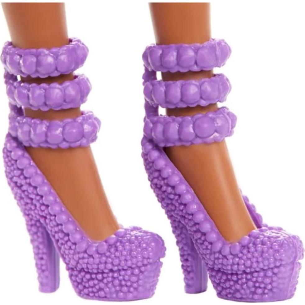 Muñeca Princesa Barbie Dreamtopia con Accesorios Morados