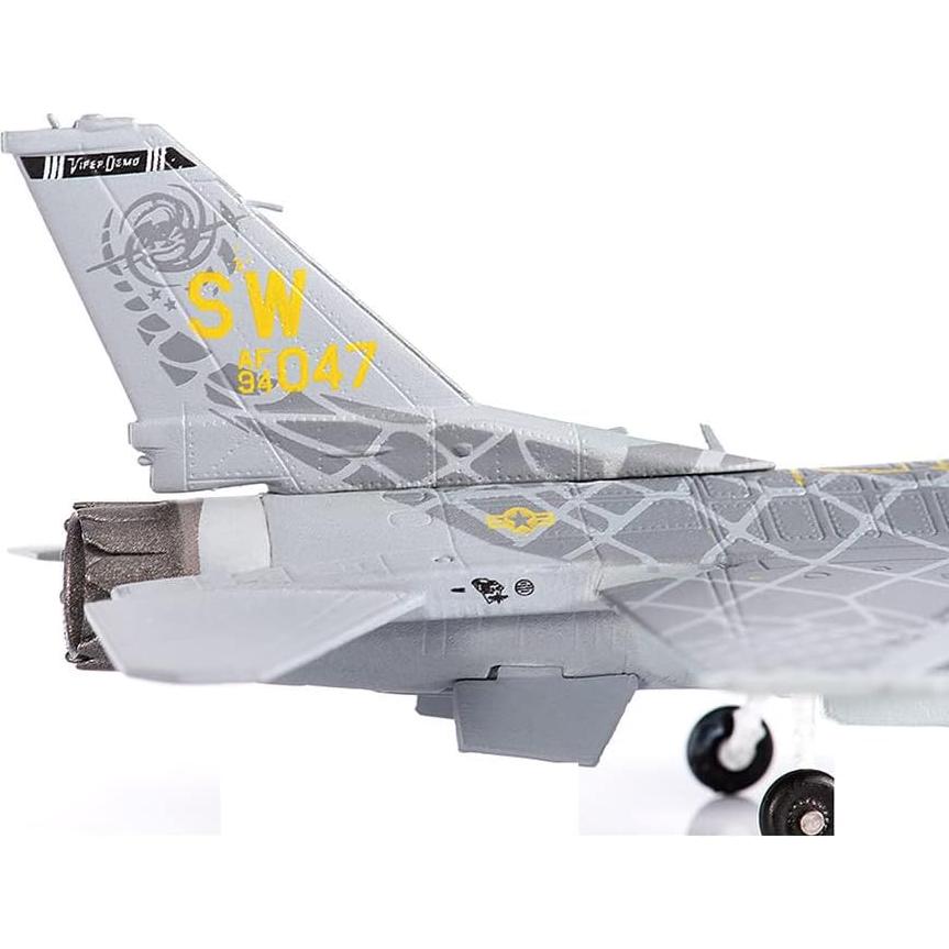 Modelo de avión F-16C Fighting Falcon JC Wings 1:144