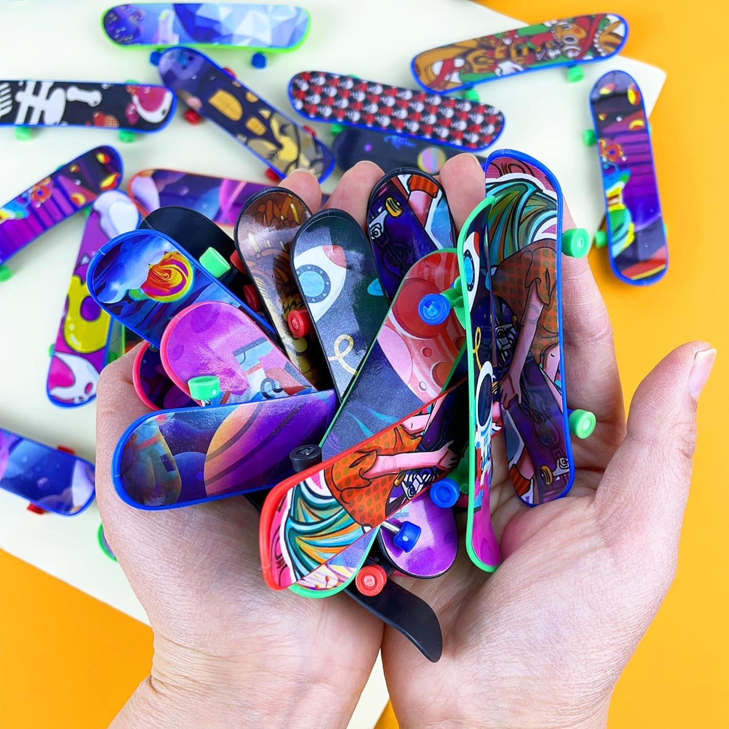 Mini Patinetas de Dedo XIPEGPA 150 Piezas Juguetes Coloridos