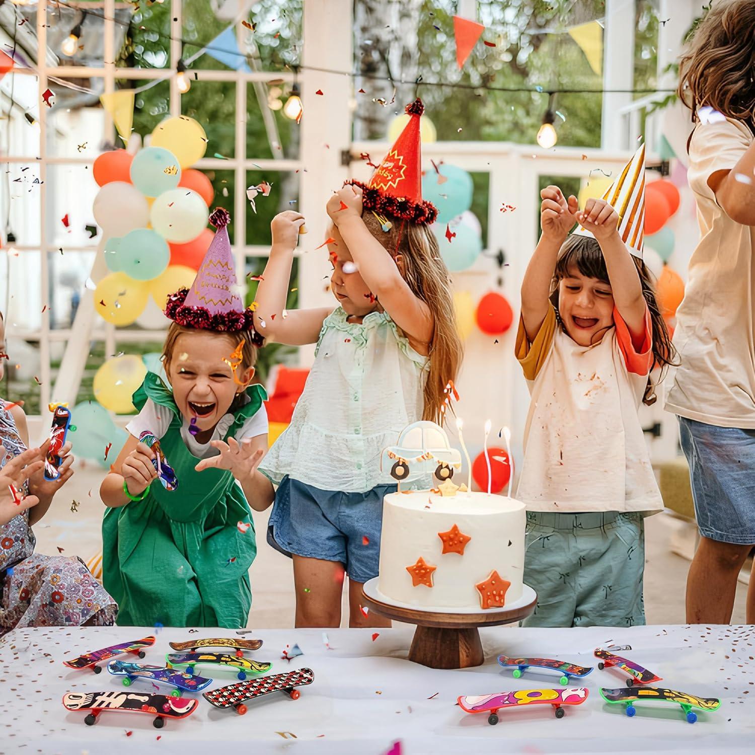 Mini Patinetas de Dedo XIPEGPA 150 Piezas Juguetes Coloridos