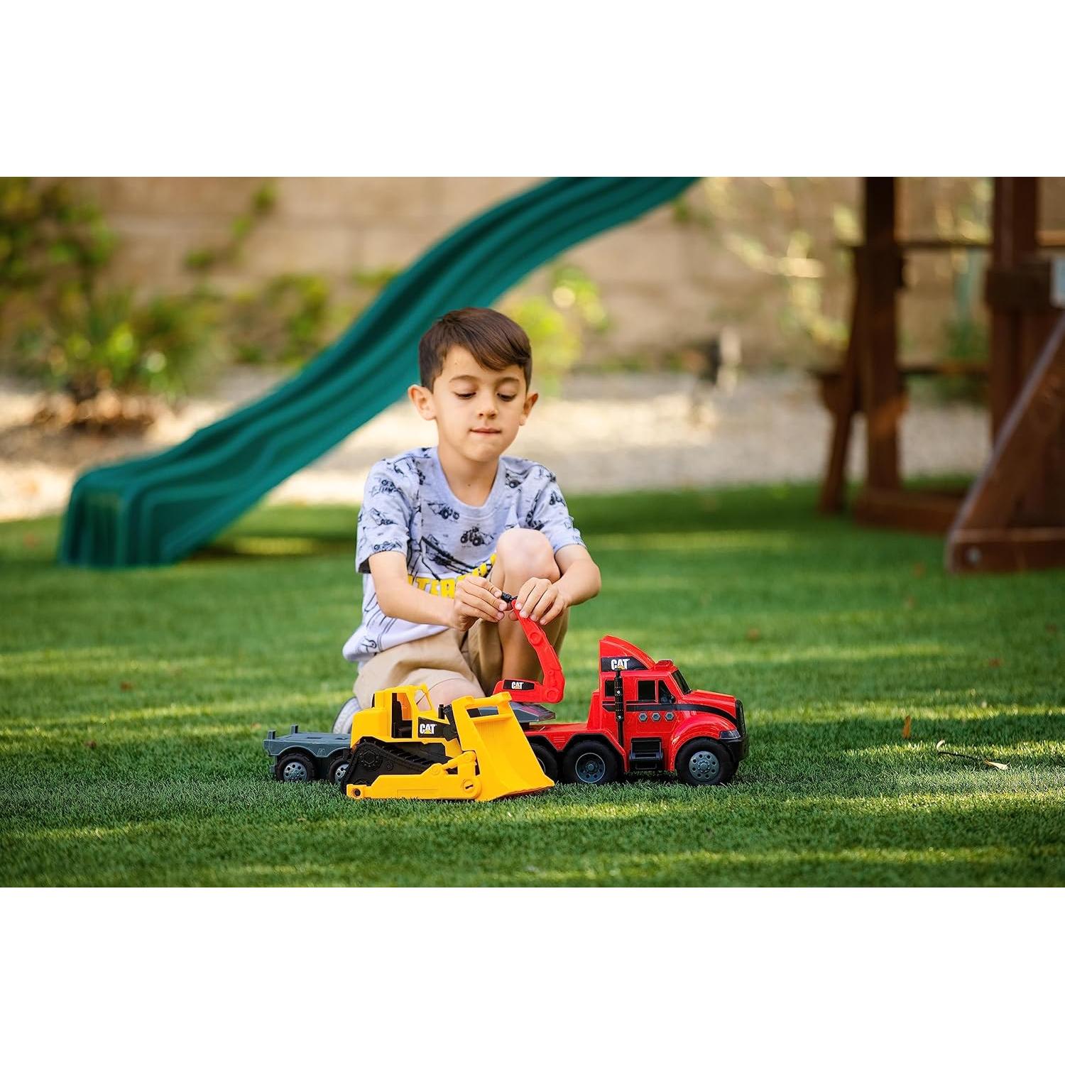 Camión Semirremolque CAT con Bulldozer y Sonidos 63.5 cm