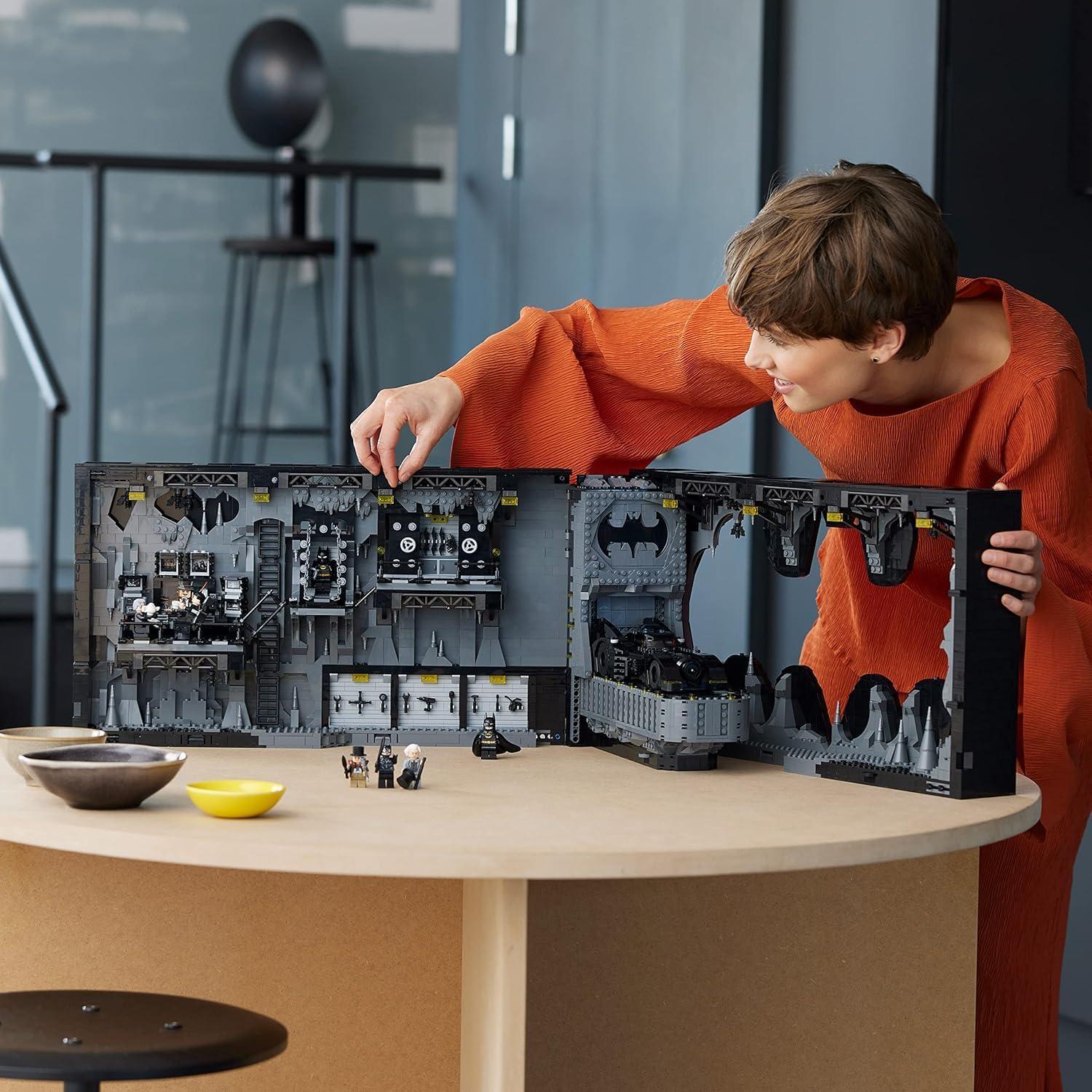 LEGO Batcueva 76252 - Caja de Sombra 3981 Piezas