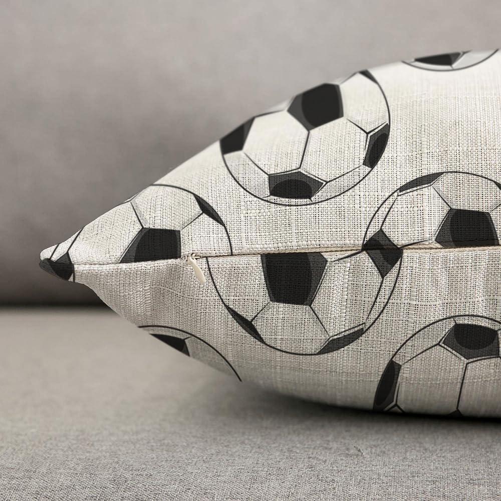 Funda de Almohada Cuadrada TKS MITLAN 45x45 cm Patrón Fútbol