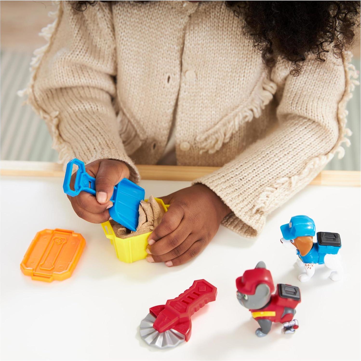 Paquete de 2 Figuras Charlie y Benji Ruben & Company + Arena Cinética