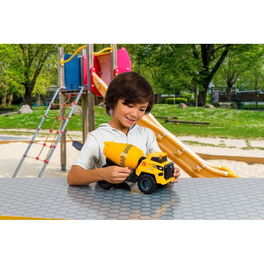 Camión Mezclador de Cemento CAT Power Haulers 2.0