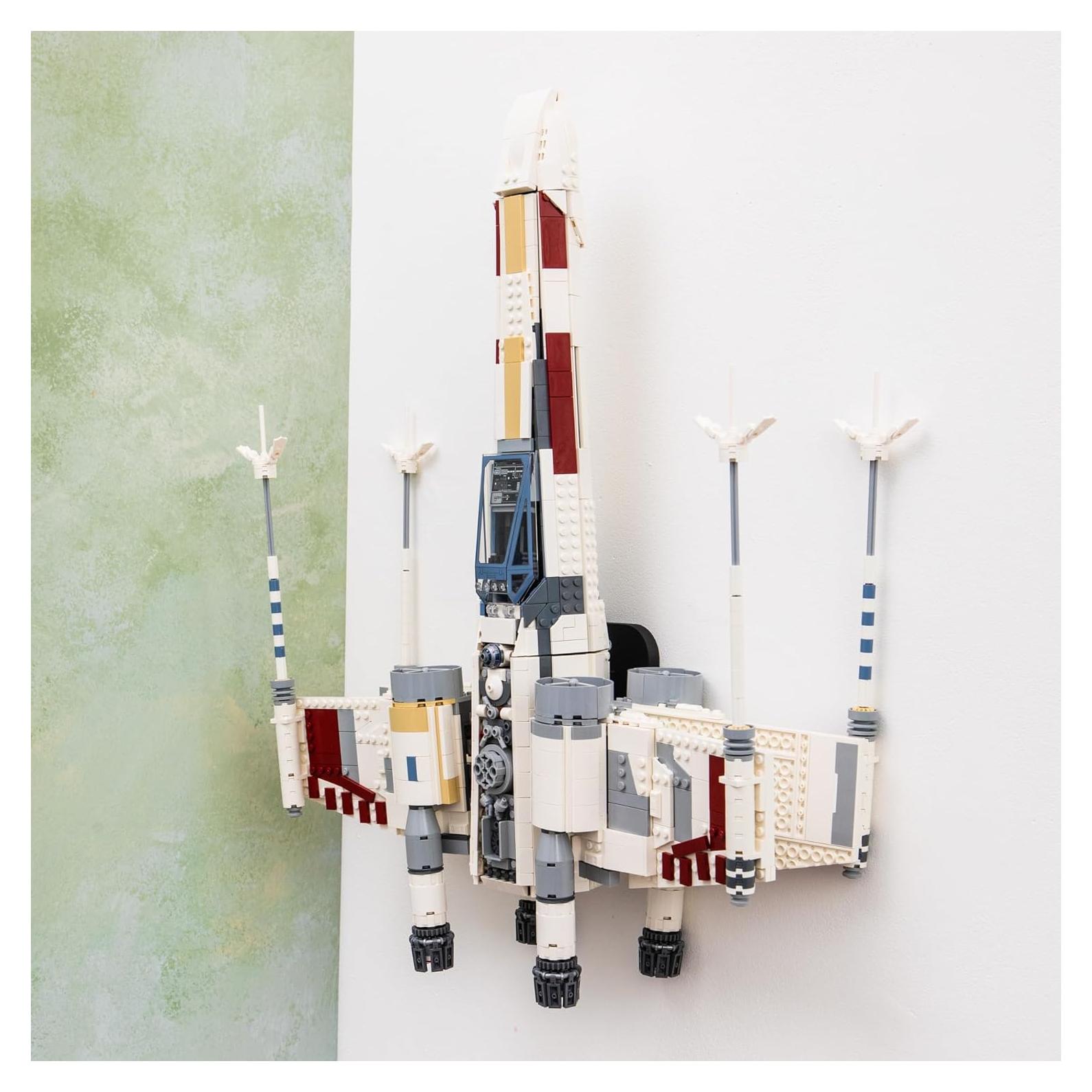 Soporte de Pared Brickify para LEGO UCS X-Wing 75355 - Exhibición Premium