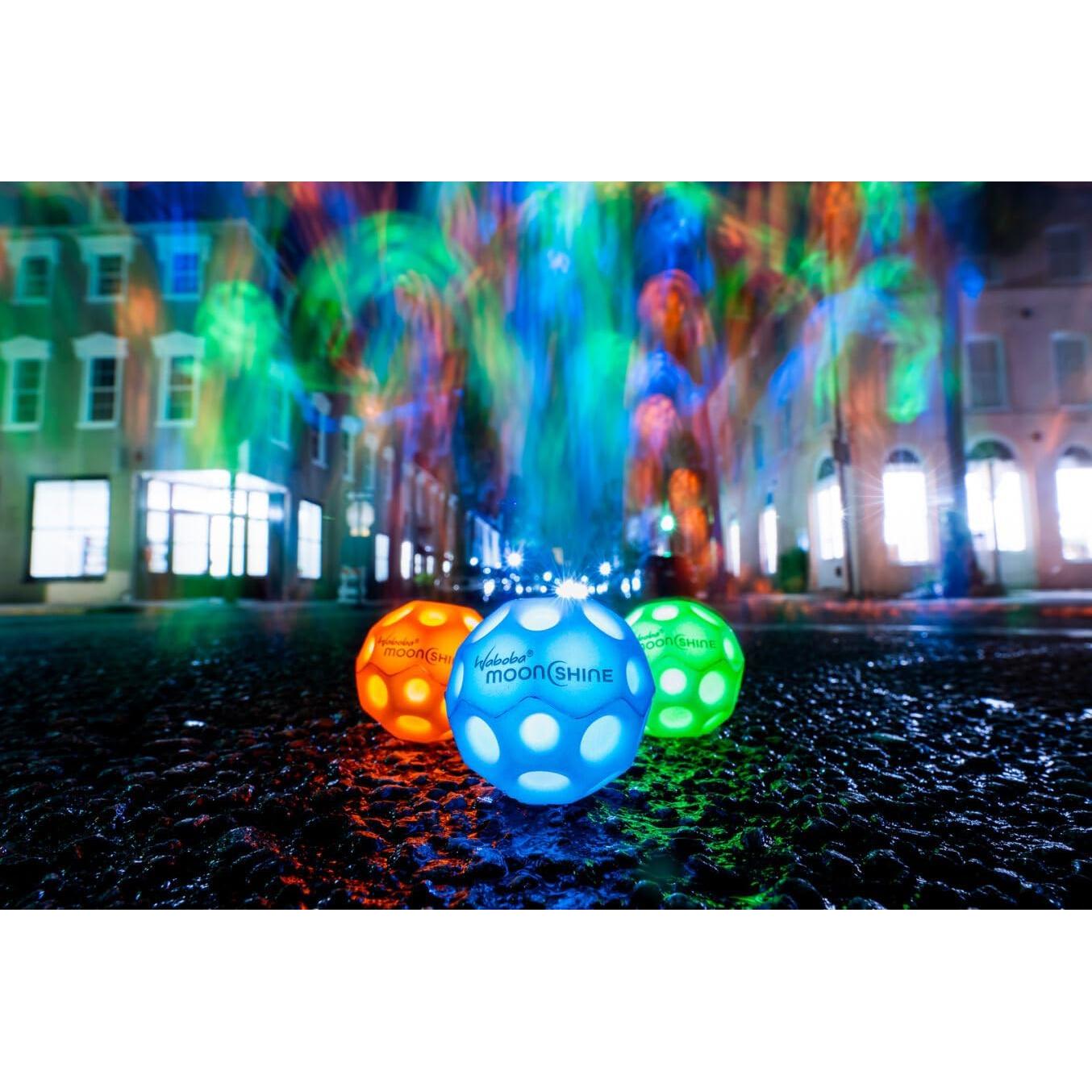 Pelota Waboba Moonshine Iluminada Rebotadora Verde 6cm