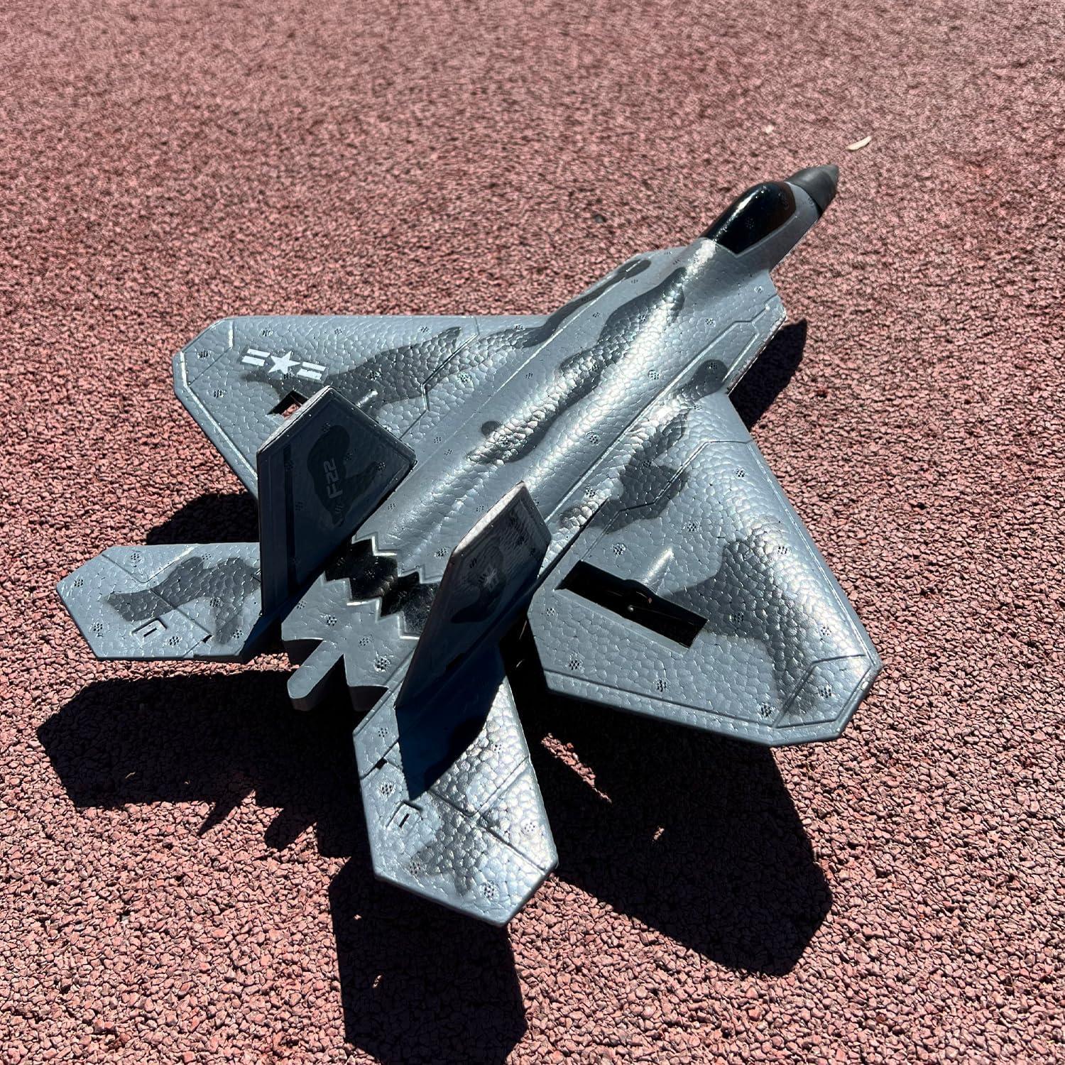 Avión RC Jet 2.4GHz FEI XIONG con Luz LED y 3 Baterías