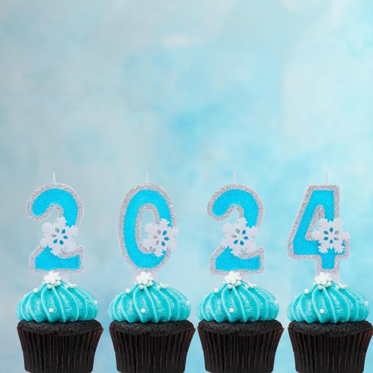 Vela de Cumpleaños Azul con Copos de Nieve - Número 4 - 7.62 cm