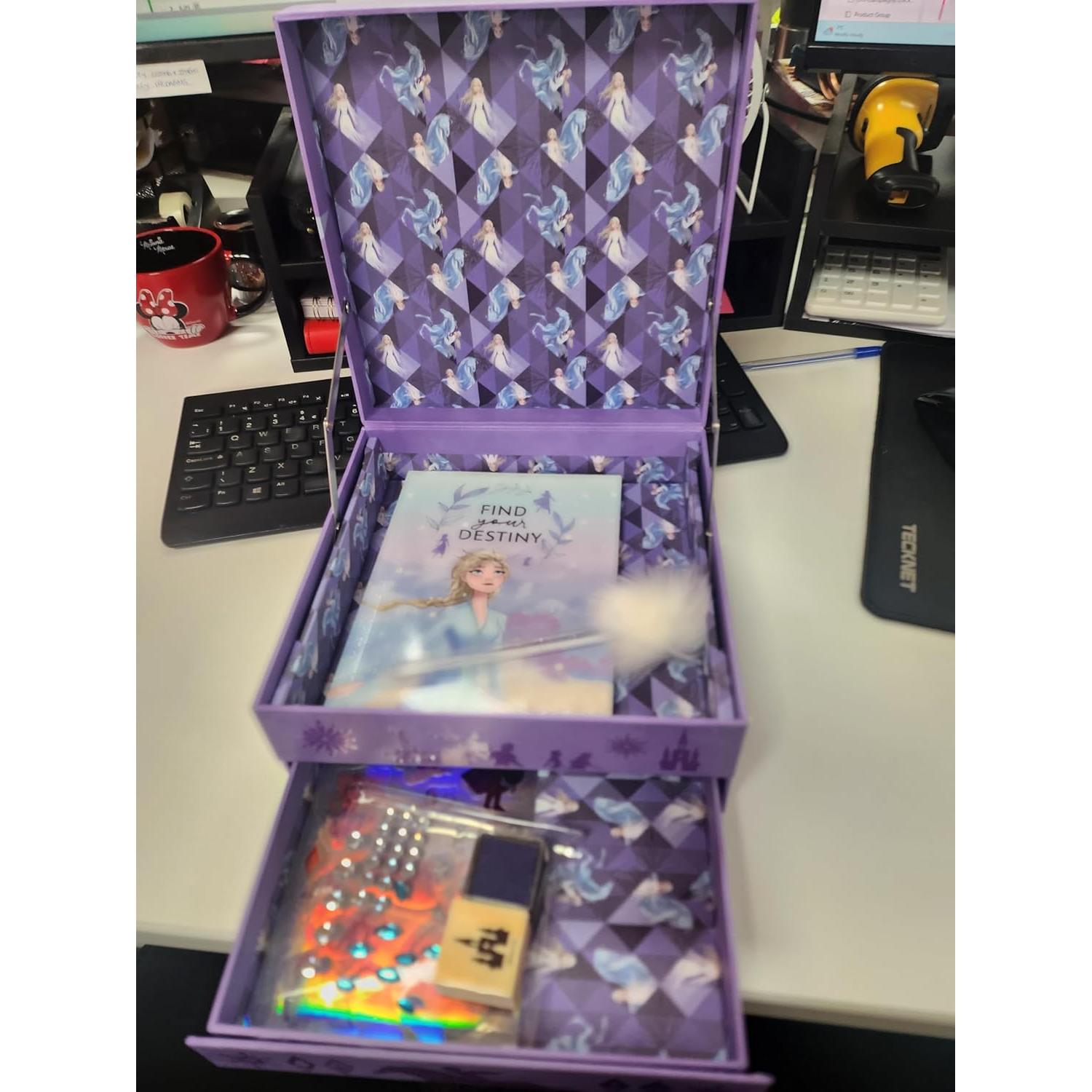 Conjunto de Papelería Disney Cerda Cuaderno y Manualidades