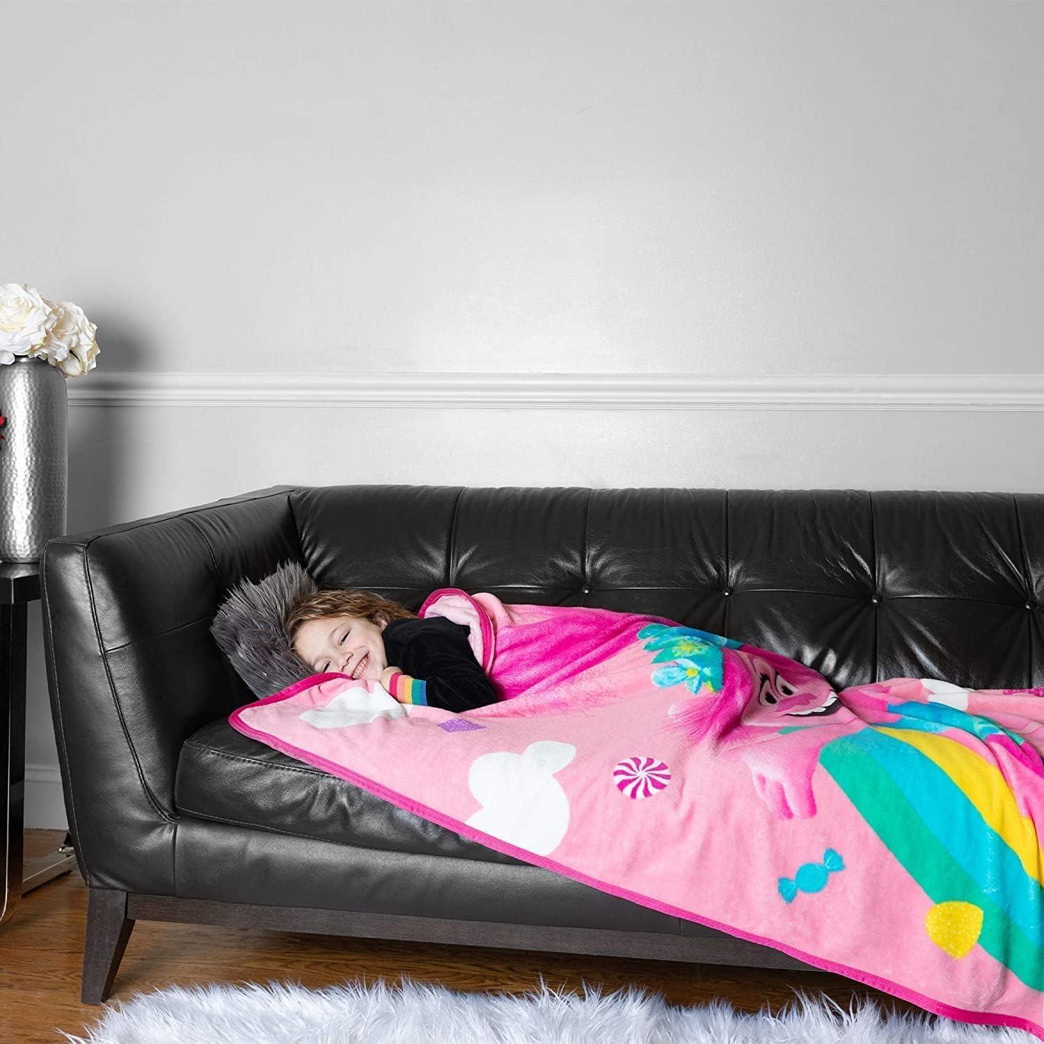 Manta de Lanzamiento Trolls World Tour Poppy 127x102 cm