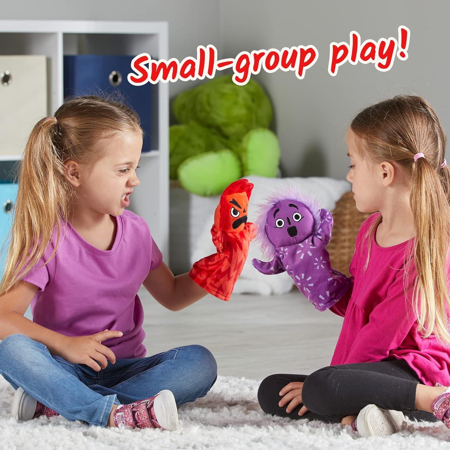 Títeres de mano Feelings Family Hand2Mind - Set de 5 para niños