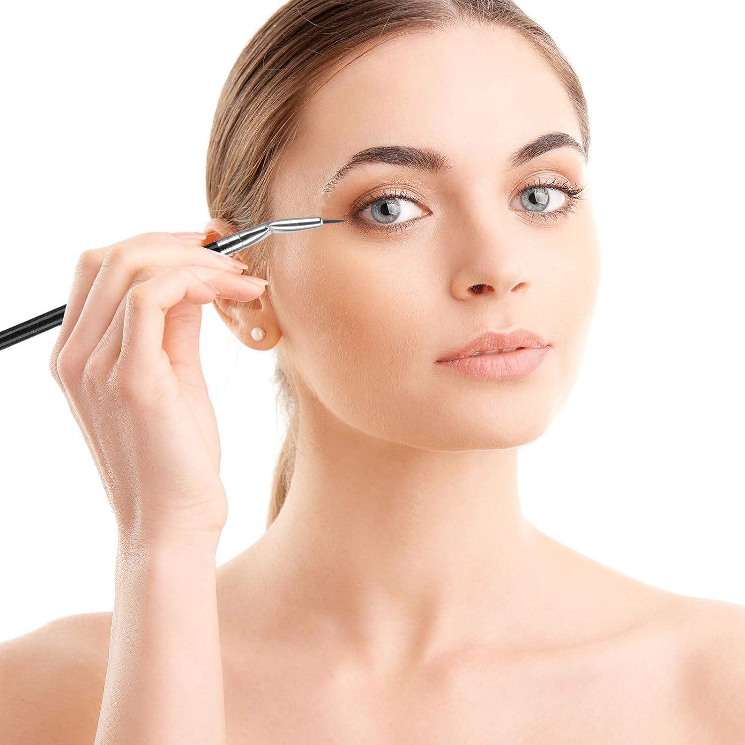 Juego de 6 Cepillos de Maquillaje de Ojos LoveBB