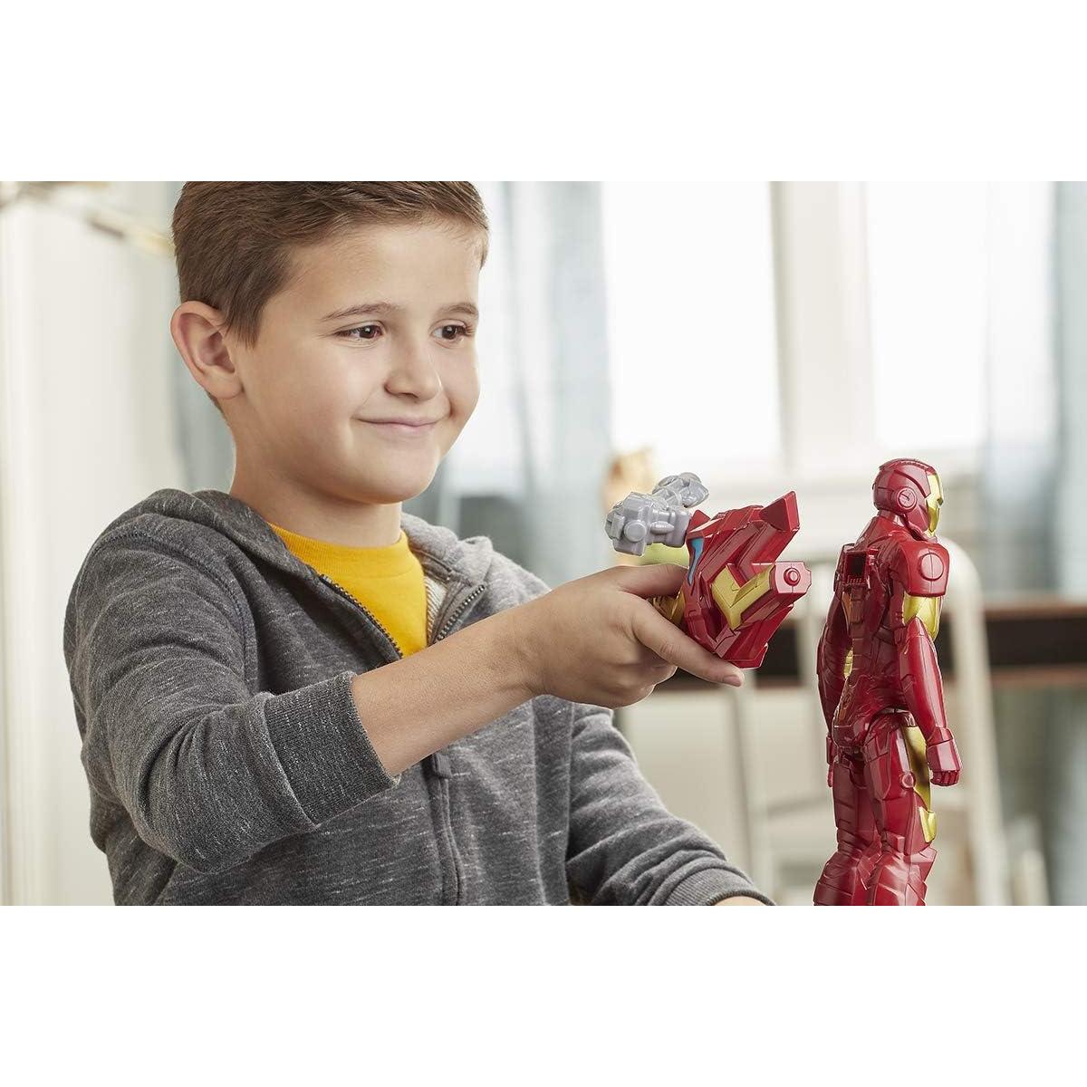 Figura de acción Iron Man Titan Hero Hasbro 30 cm con lanzador