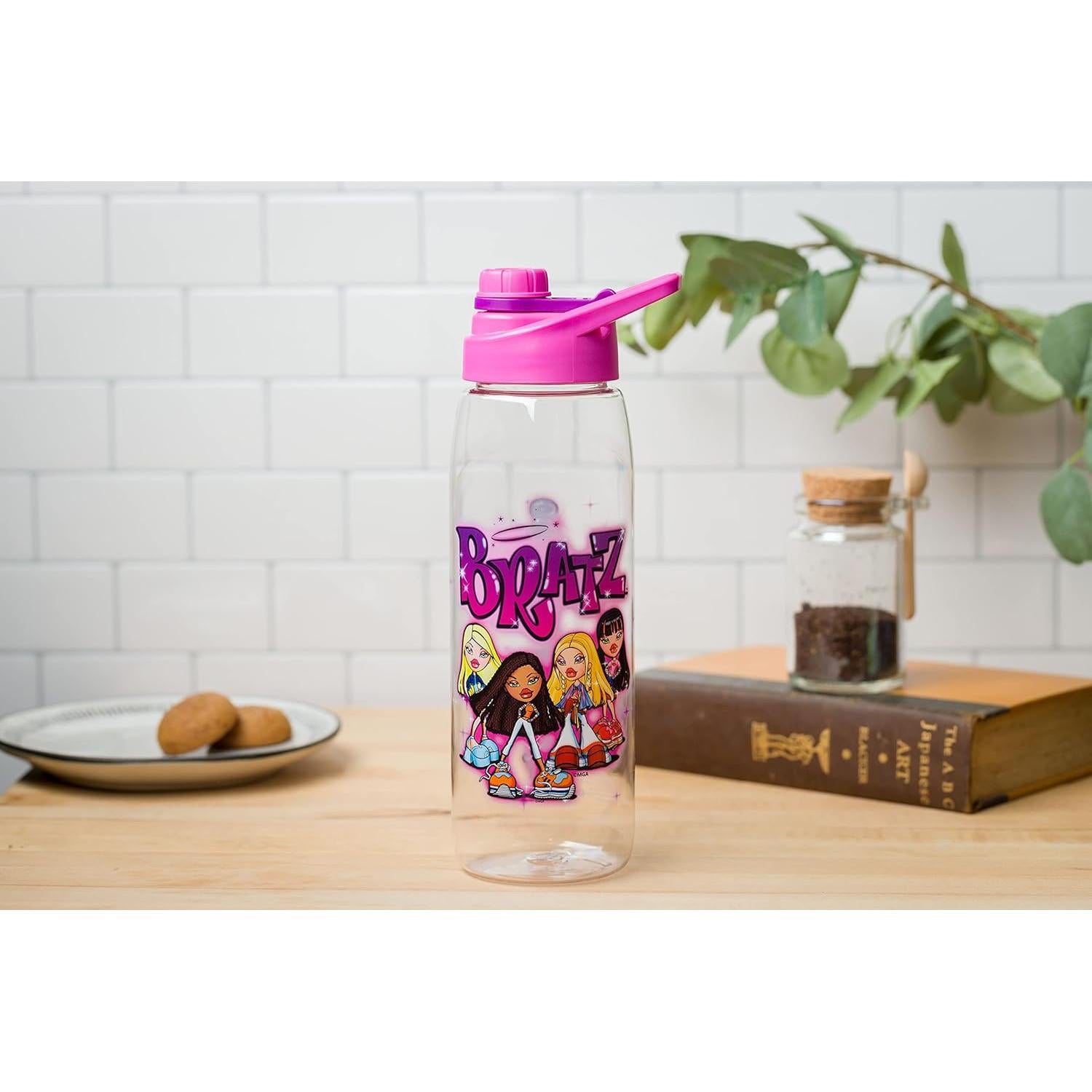 Botella de Agua Silver Buffalo Bratz 800ml con Tapa de Rosca