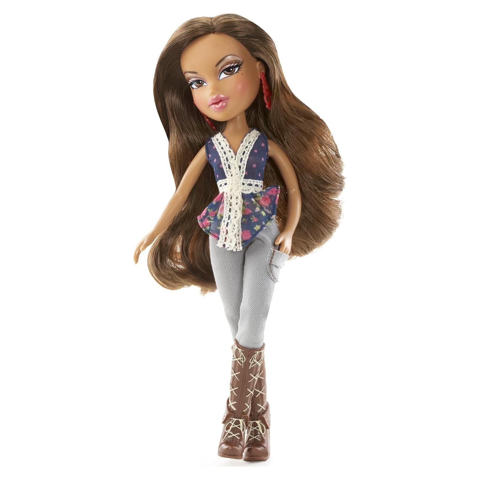 Muñeca Bratz Trend It Yasmin - Moda Elegante 25.4 cm