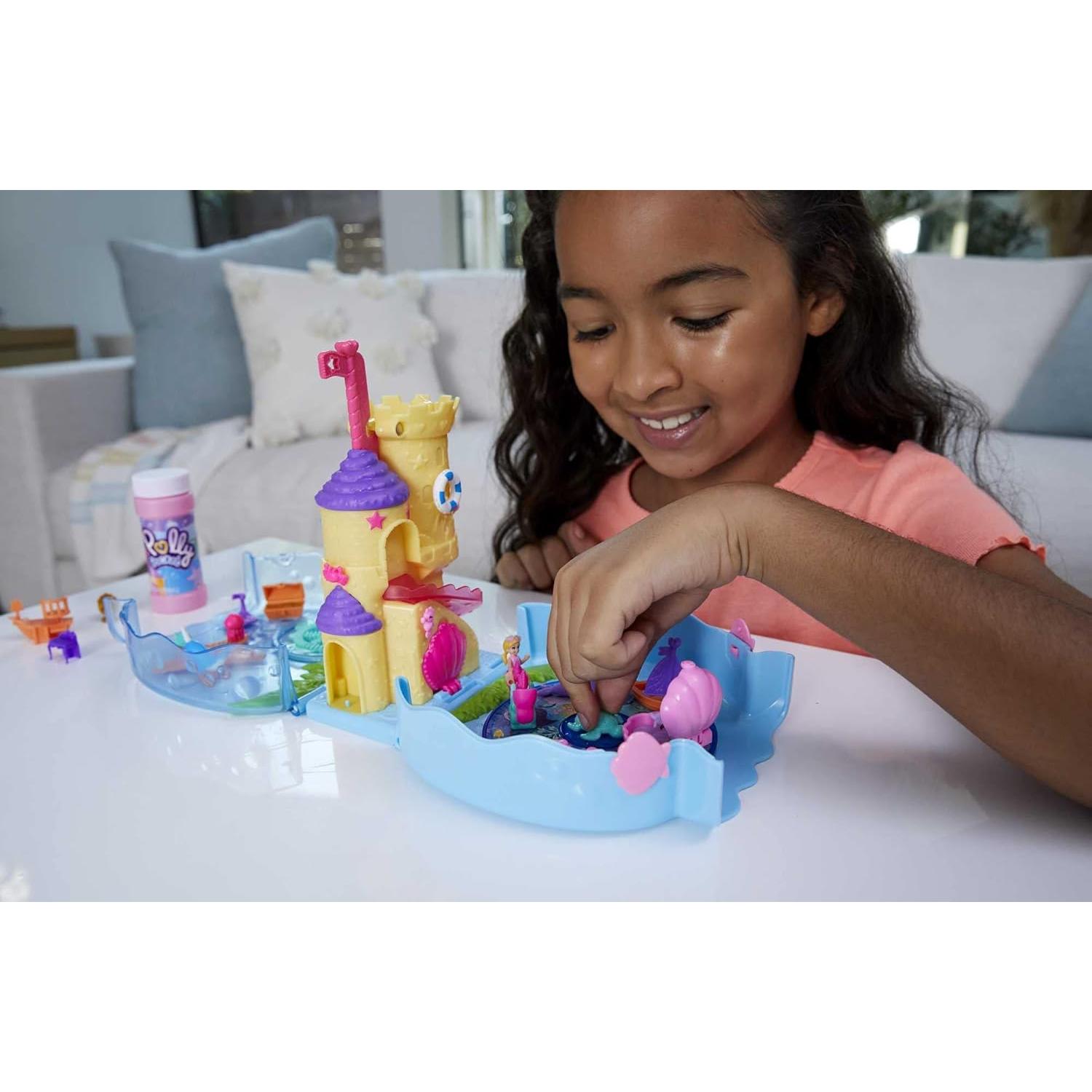 Acuario de Burbujas Polly Pocket con 10 Accesorios y Muñeca