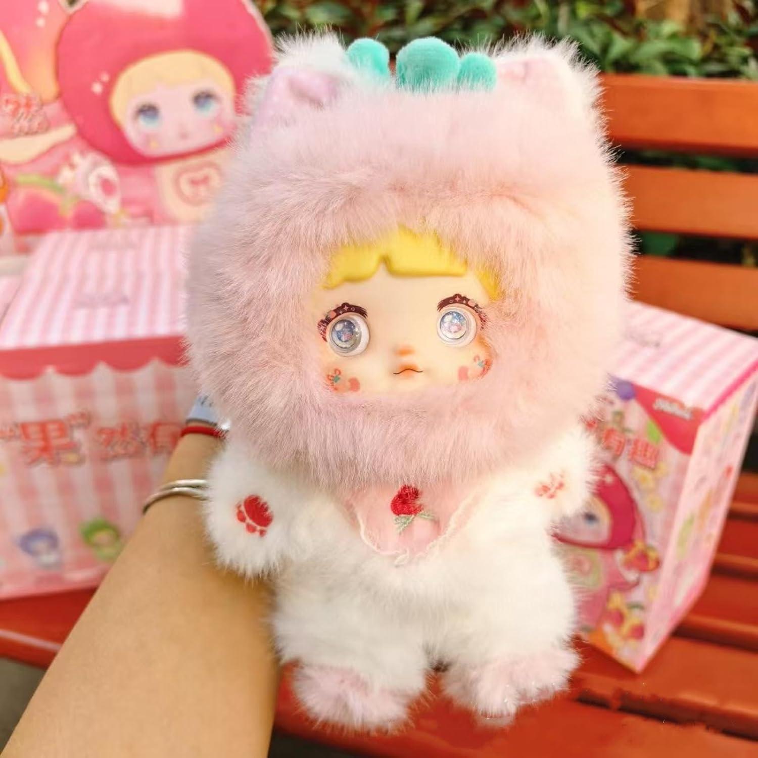 Muñeca de Peluche Nommi V3 18cm Coleccionable Aleatorio