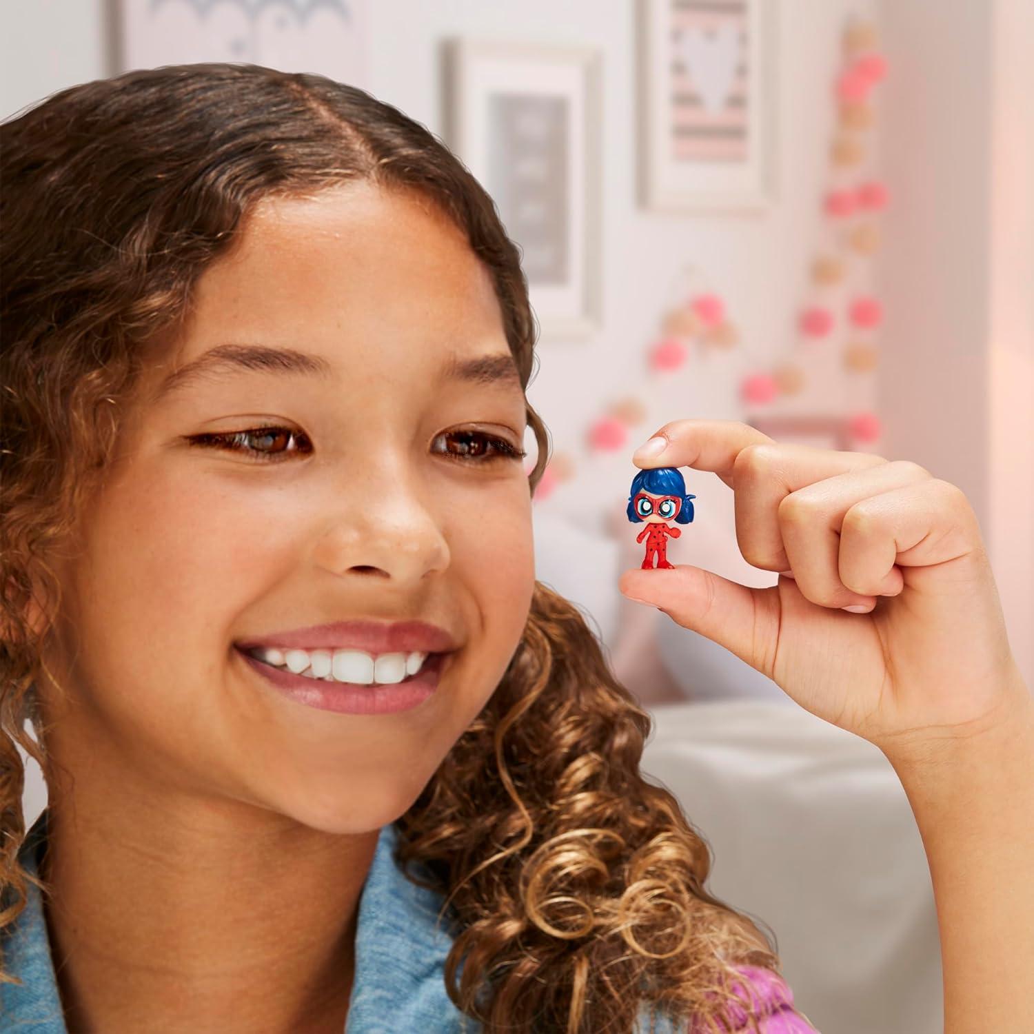 Conjunto de Juego Chibi Miraculous Playmates - Parque de Diversiones