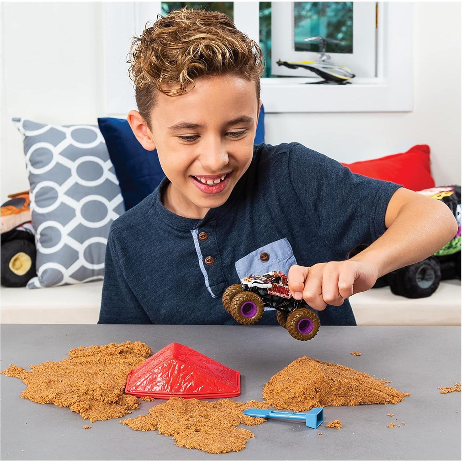 Conjunto Inicial Monster Jam Spin Master Zombie + Monster Dirt 226g