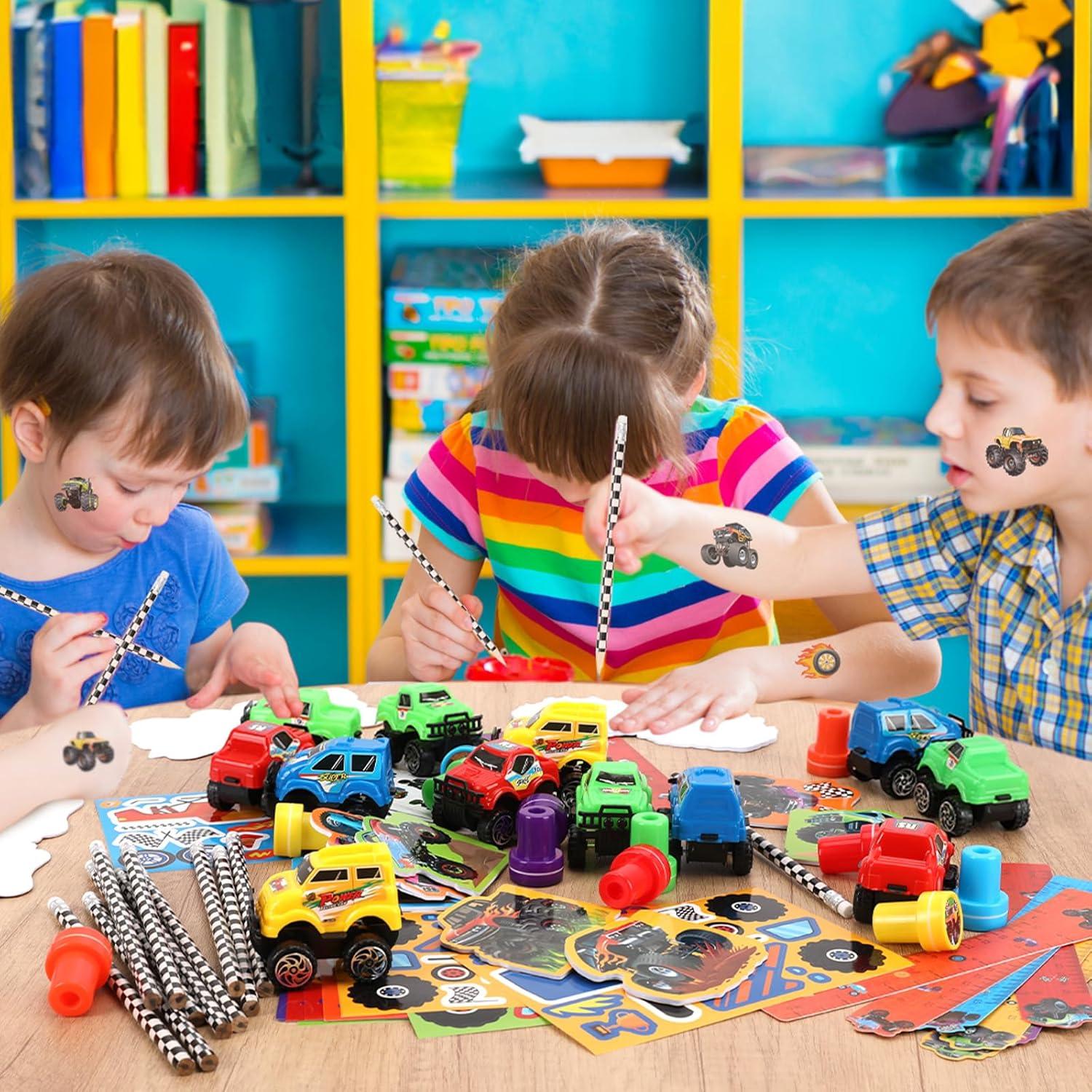 Set de Papelería Fiesta Camiones Monstruo BenLouis 96 Piezas