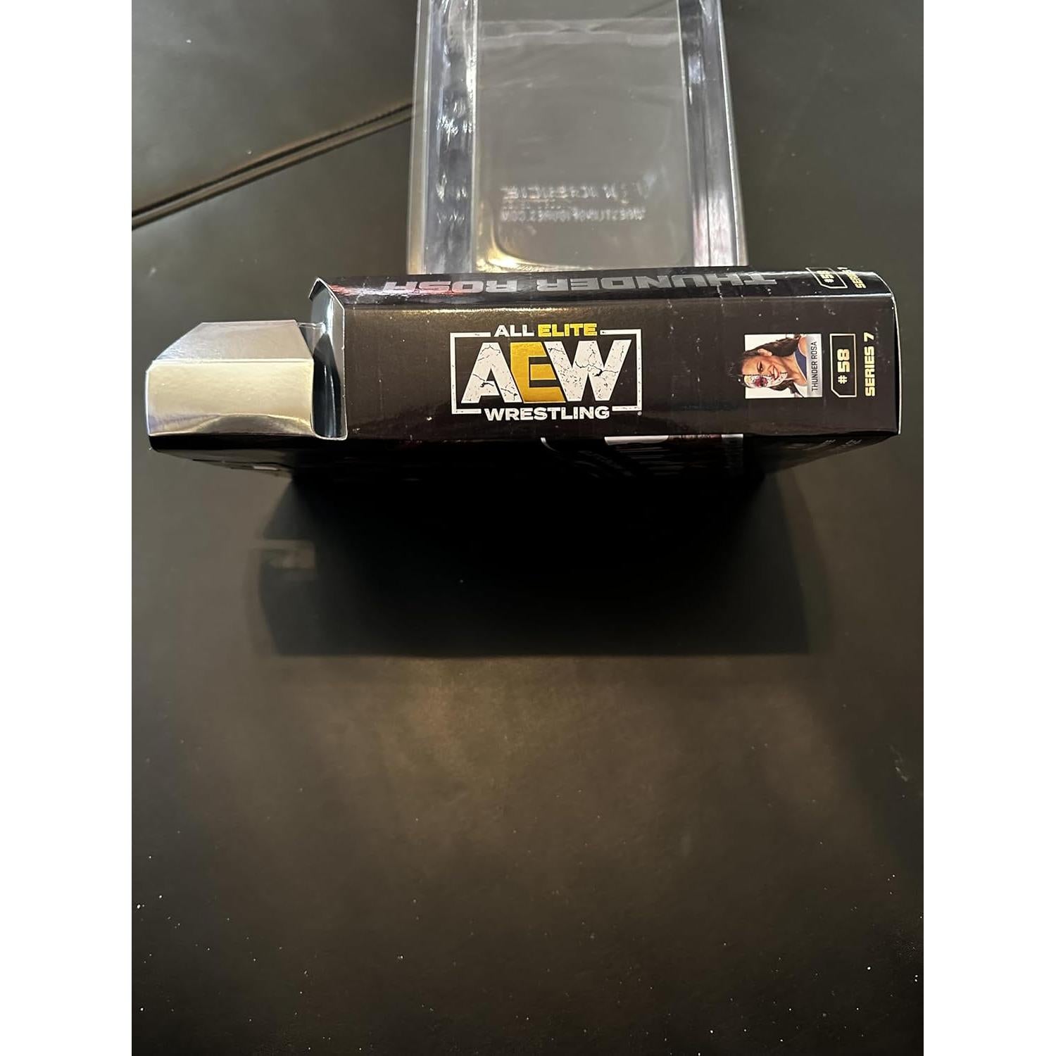 Figura de Acción Thunder Rosa Rara 1 de 3000 Jazwares AEW