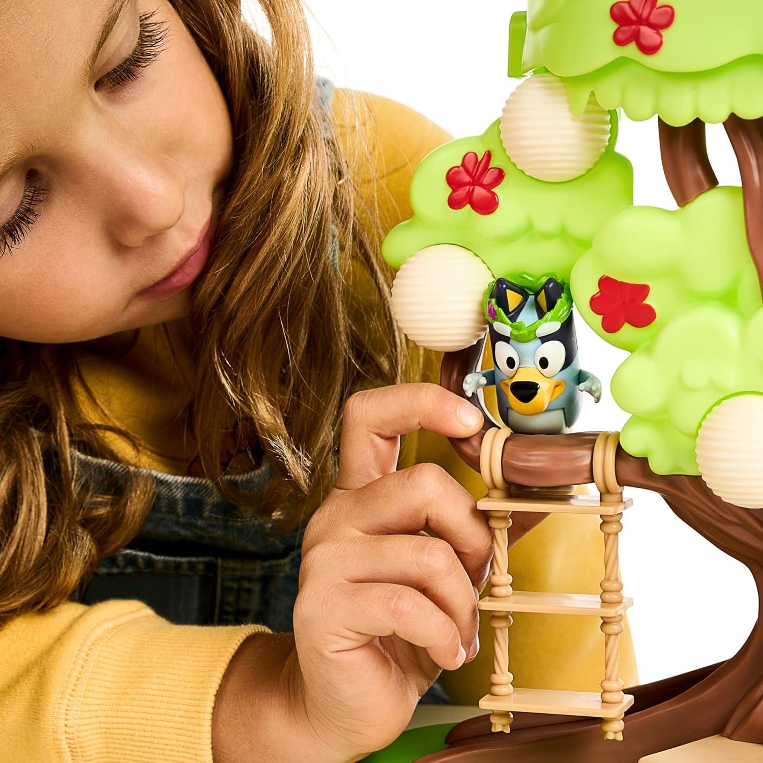 Juego de Árbol Bluey S8 con Figuras y Accesorios