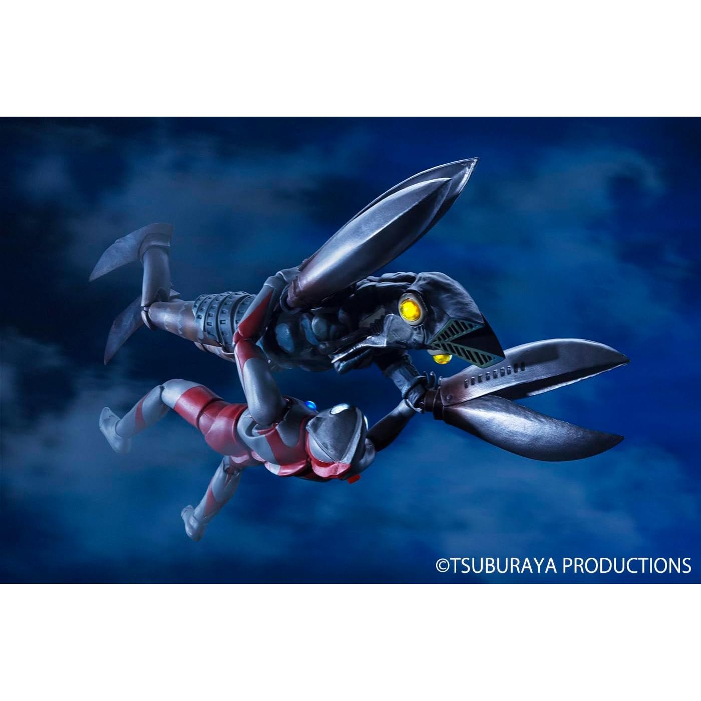 Figura de acción Alien Baltan S.H.Figuarts Bandai 16 cm