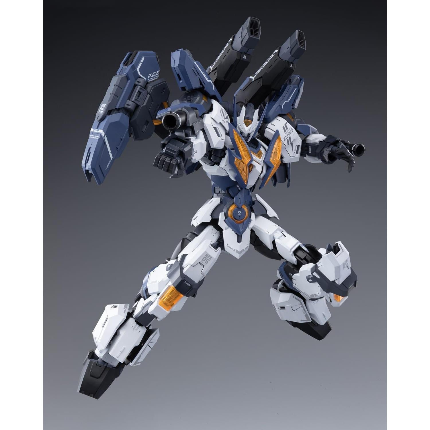 Modelo de Acción Pipigirl Emperador de Llama 22 cm 1:100