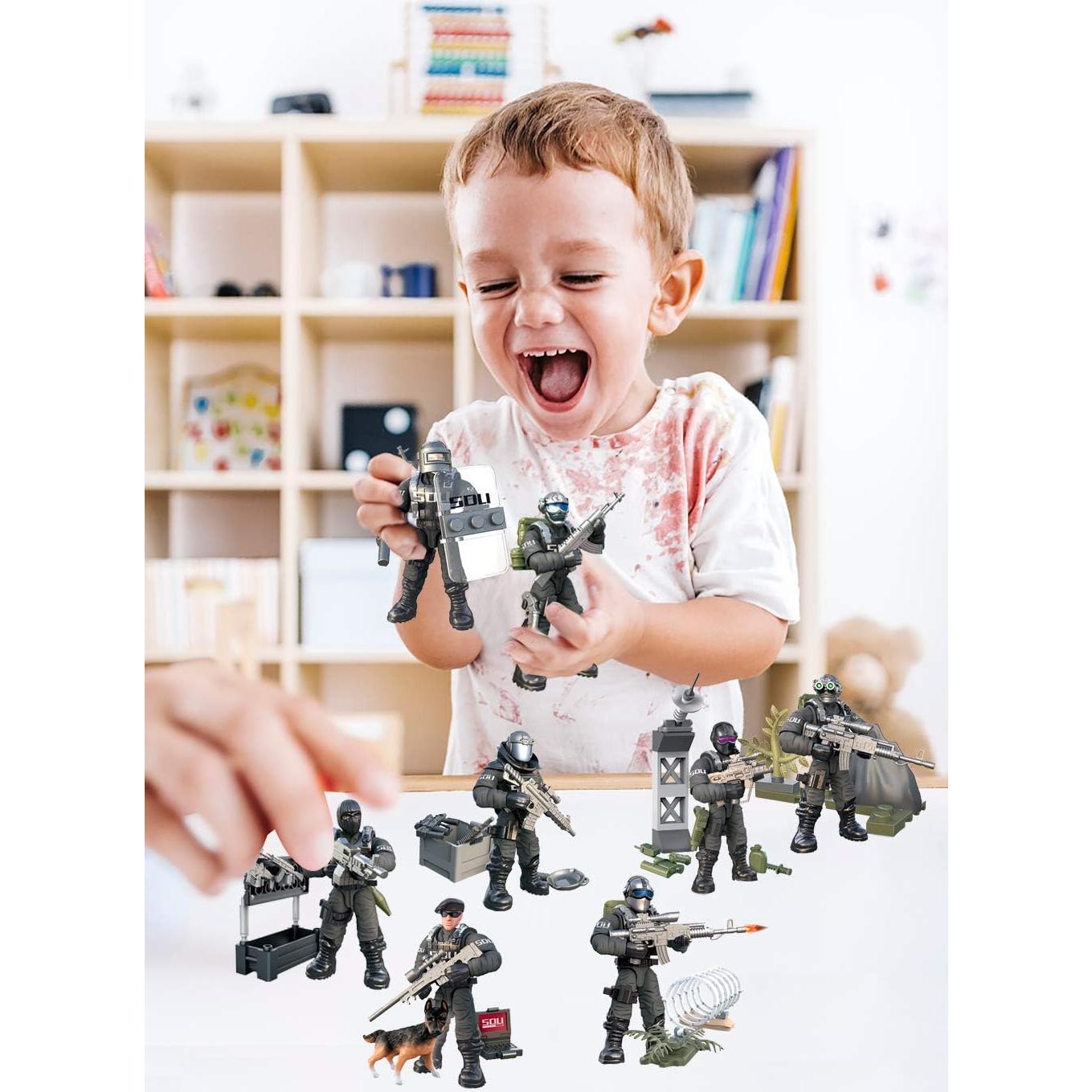 Figura de Acción Mini YEIBOBO XJ-822 con Armas y Accesorios