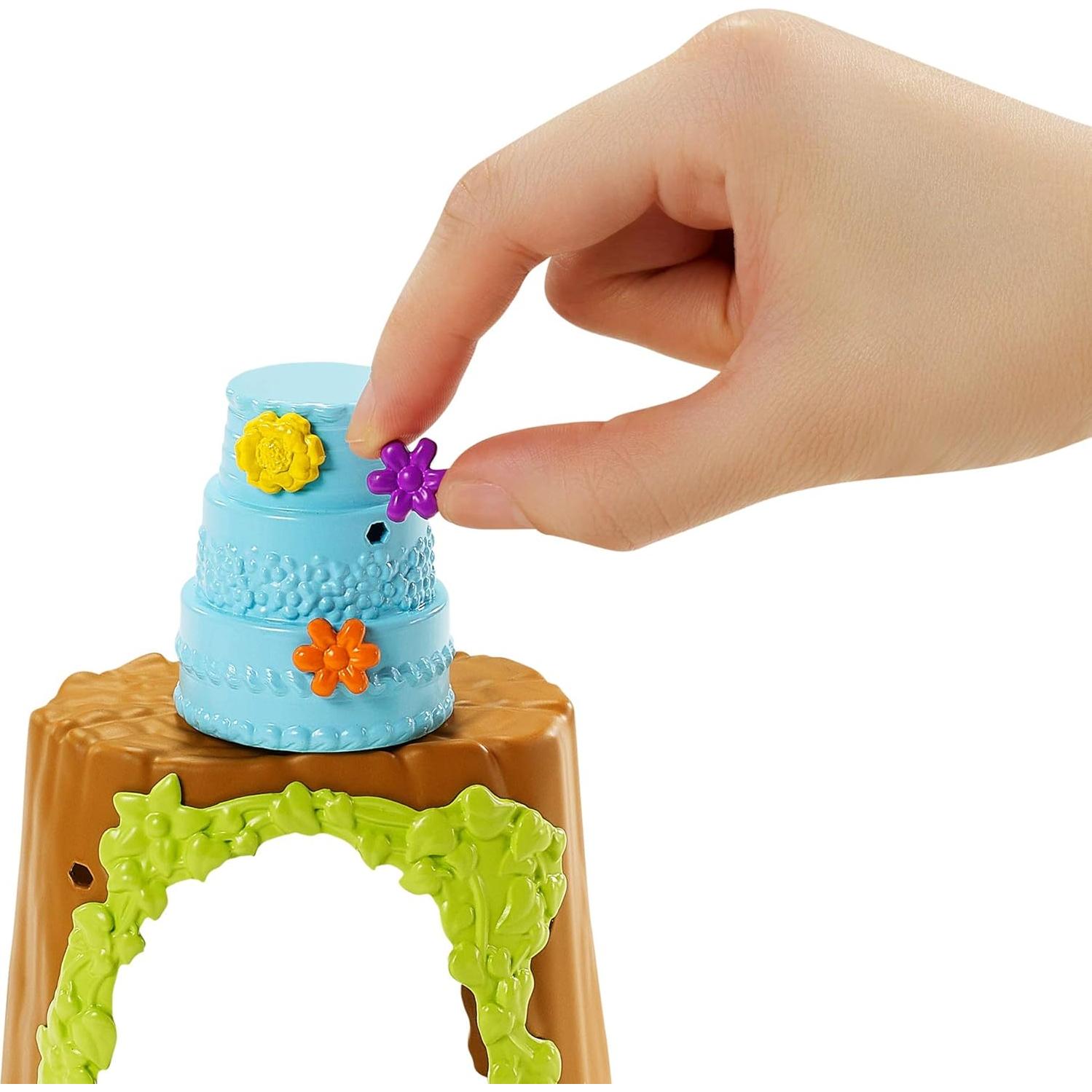 Muñeca Chelsea Fiesta Sorpresa Mattel 25cm con Accesorios