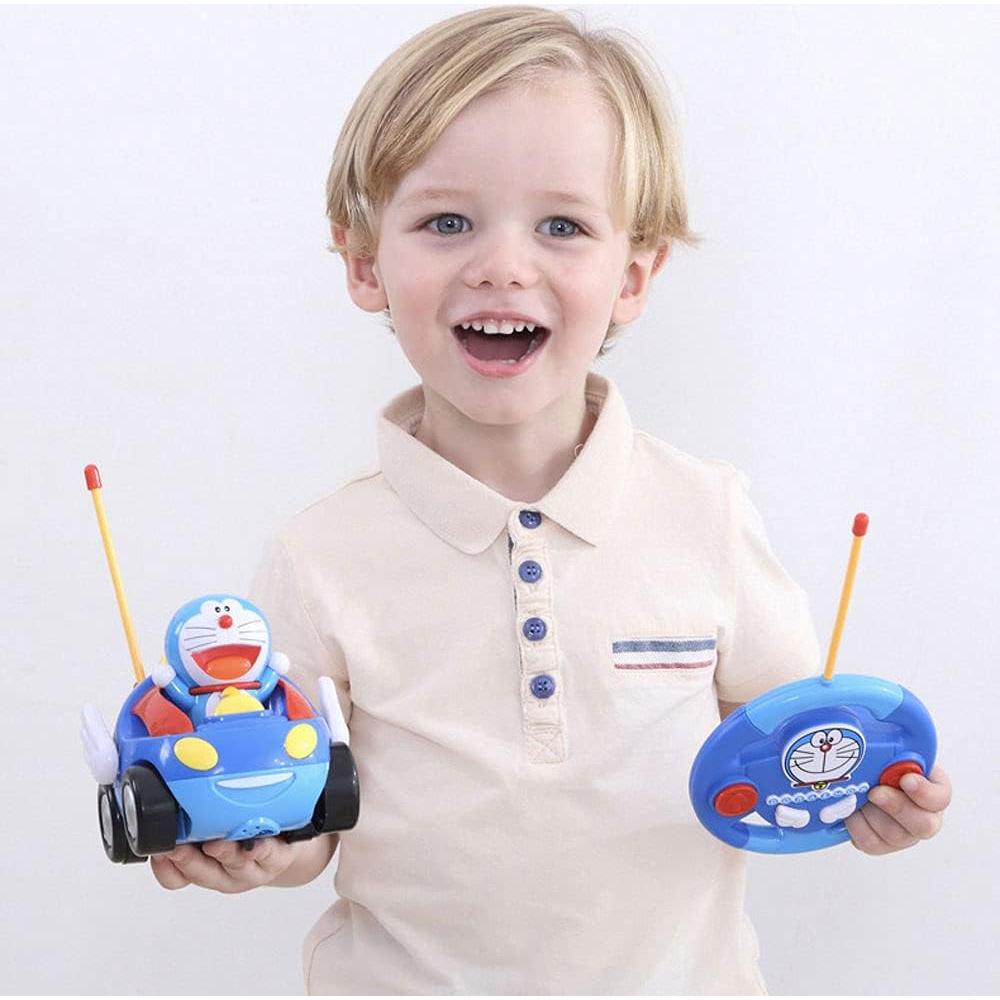 Coche de Control Remoto Doraemon RC Recargable para Niños 1-6 Años