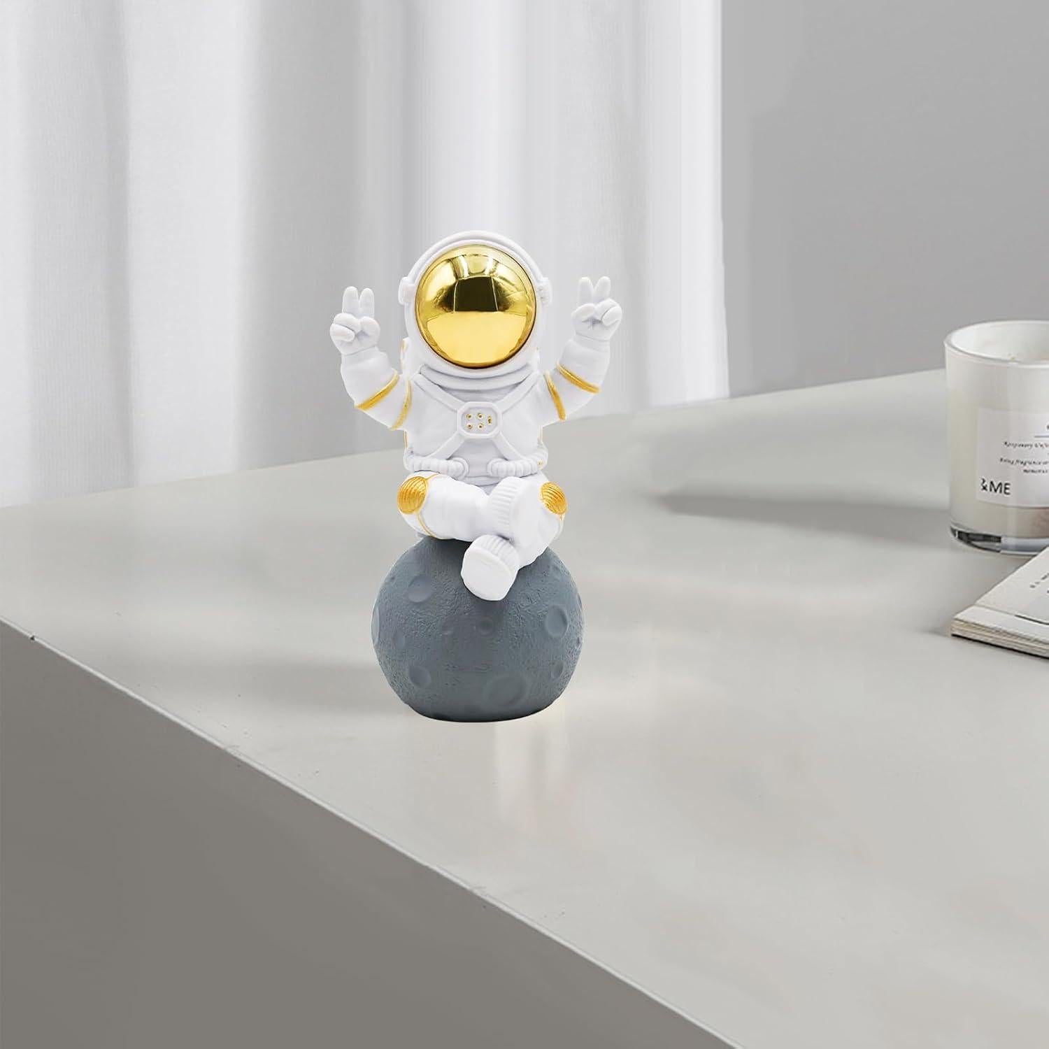 Estatua Decorativa de Astronauta Oooct - Resina 7.37 cm