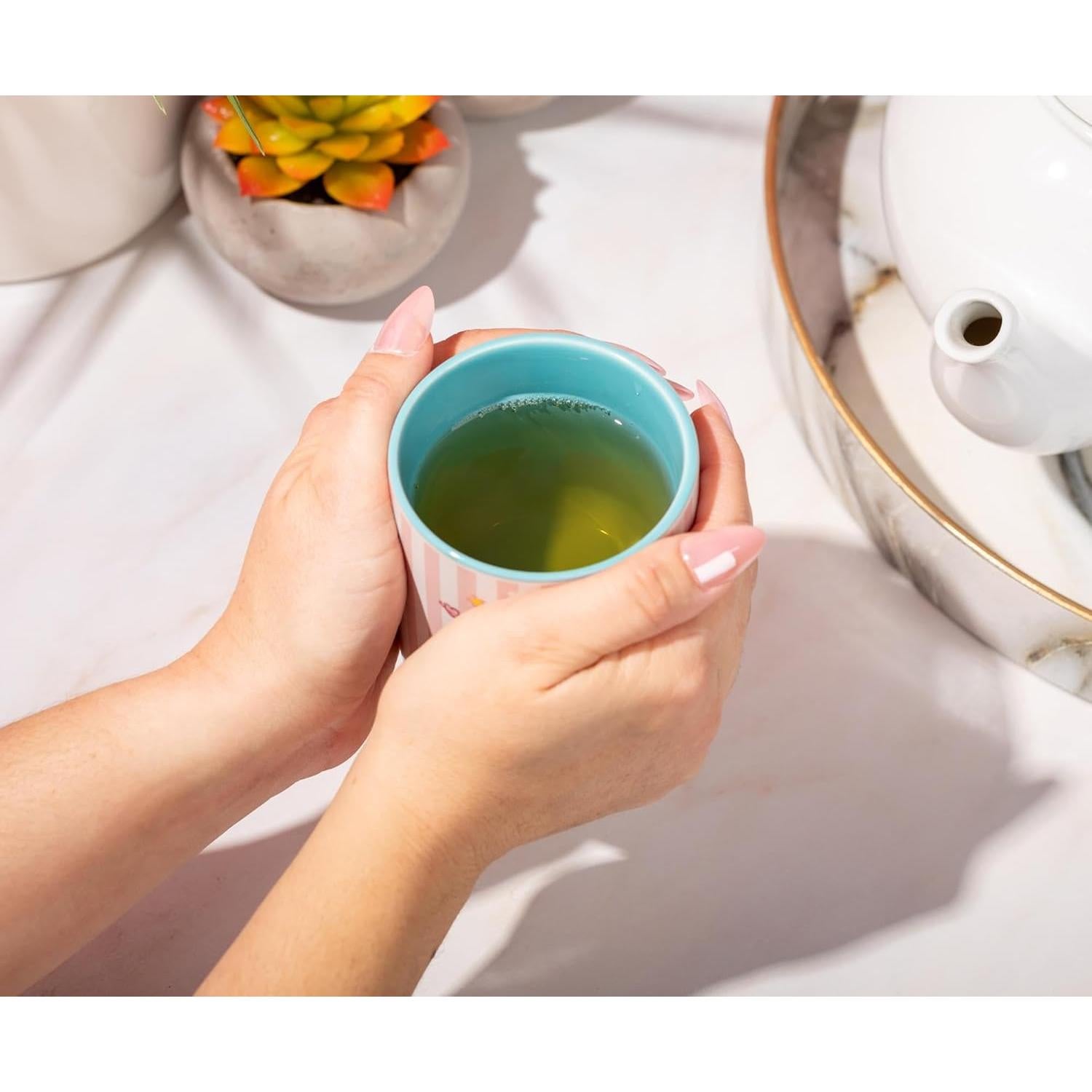 Taza de Té Cerámica Sanrio Hello Kitty 340ml Sin Asa