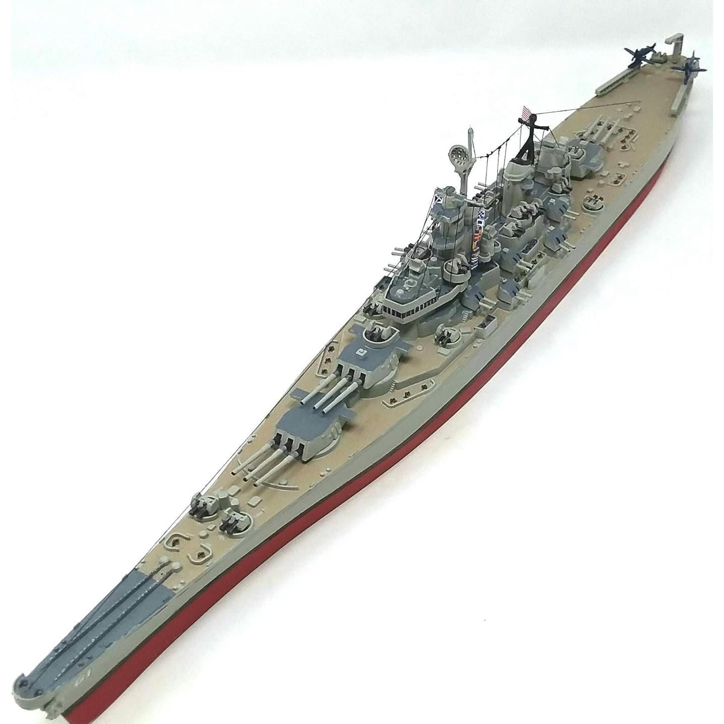 Kit de Modelo de Plástico USS Iowa 1:535 Atlantis
