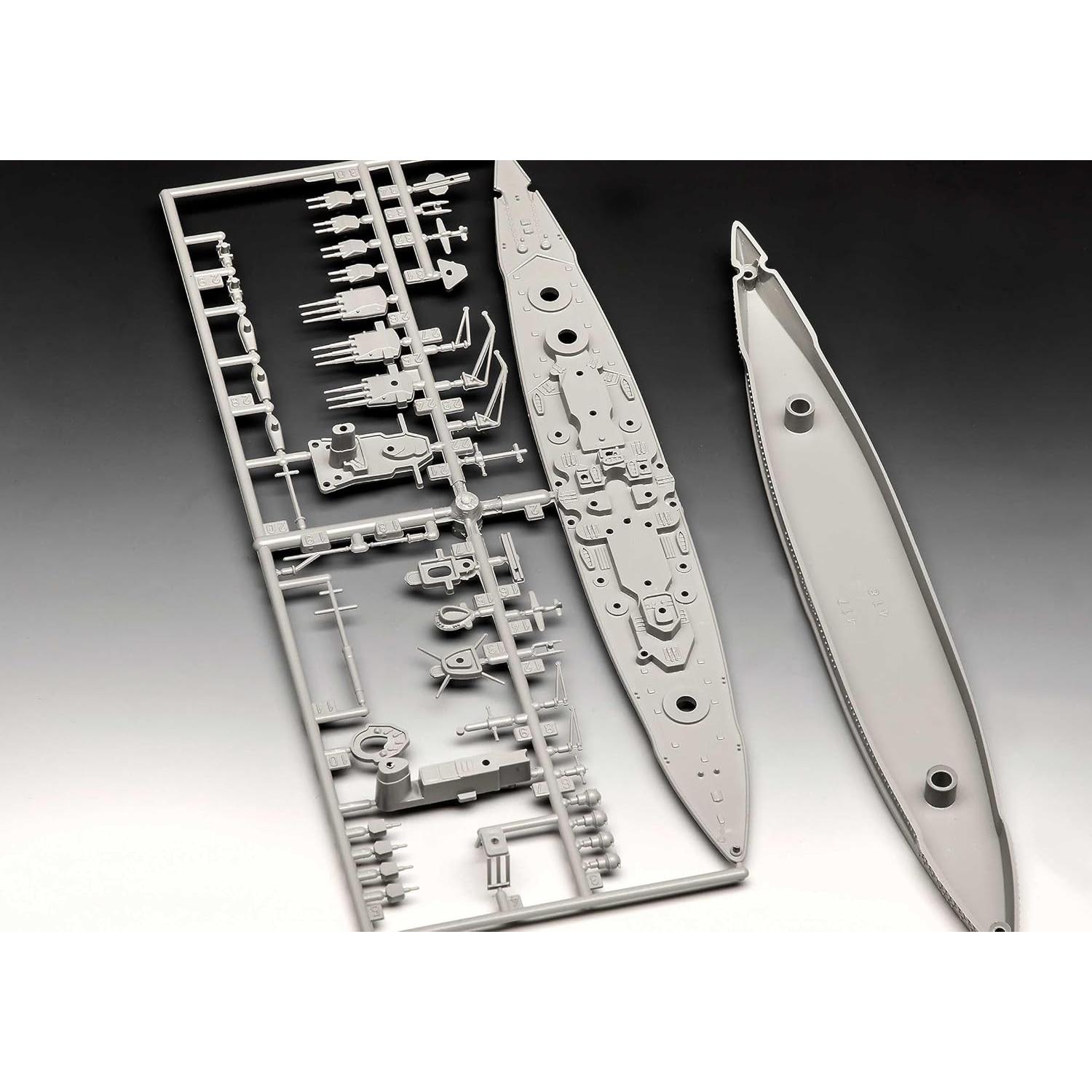 Revell Acorazado Gneisenau 1:1200 Kit de Modelo Plástico