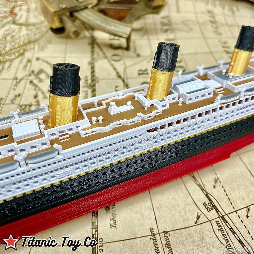 Modelo de barco RMS Titanic 30.48 cm a todo color - TitanicToyCo