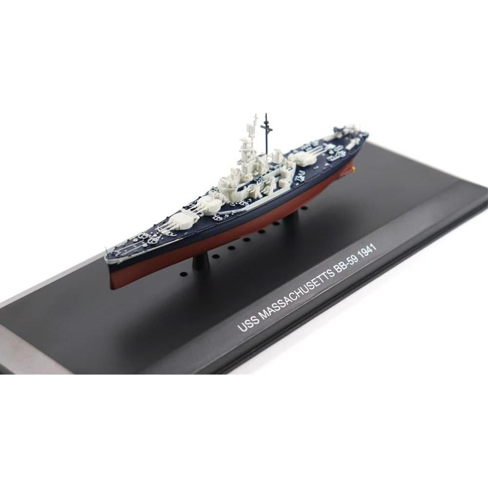 Modelo a Escala USS Massachusetts BB-59 1:1250 Motor City Classics
