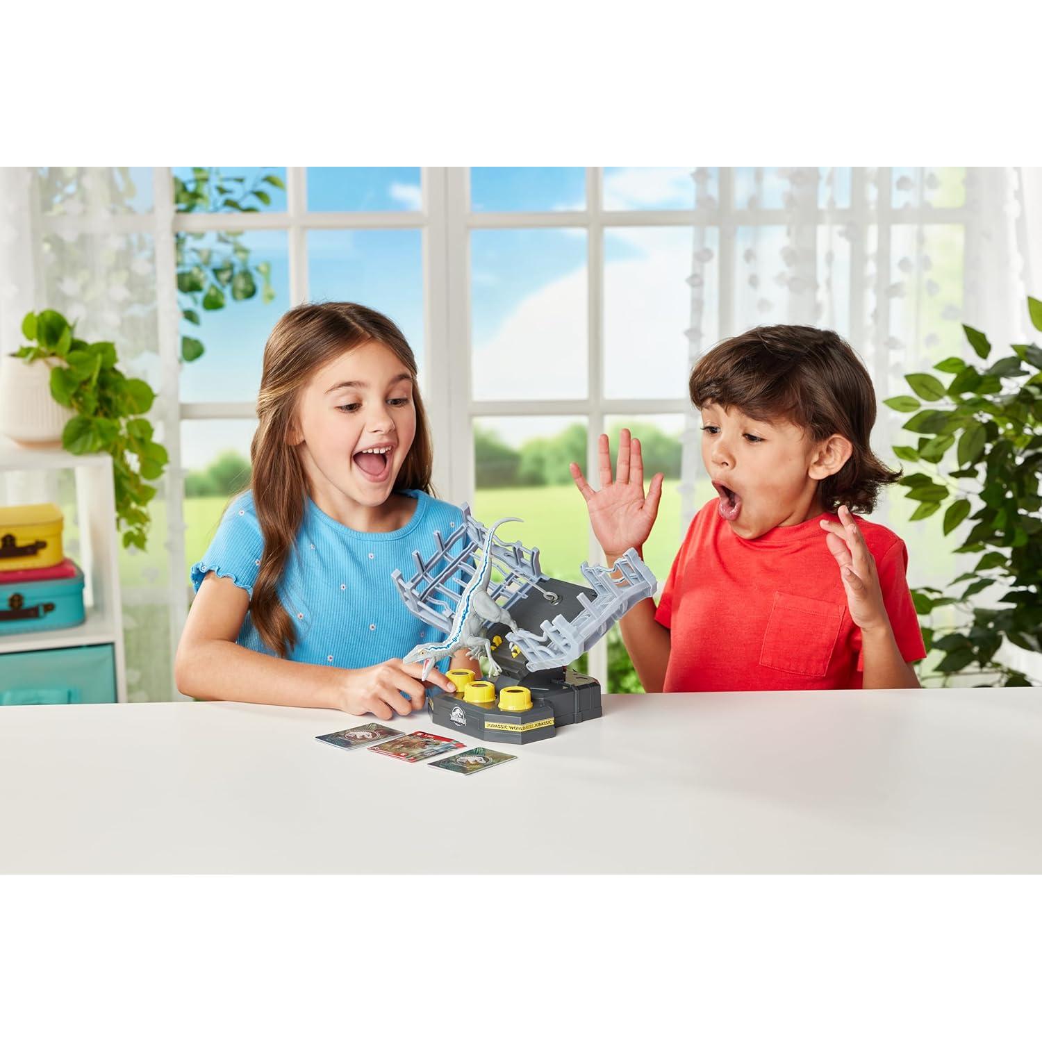 Juego de mesa Jurassic World Cage Breaker - EPOCH, 2-4 jugadores