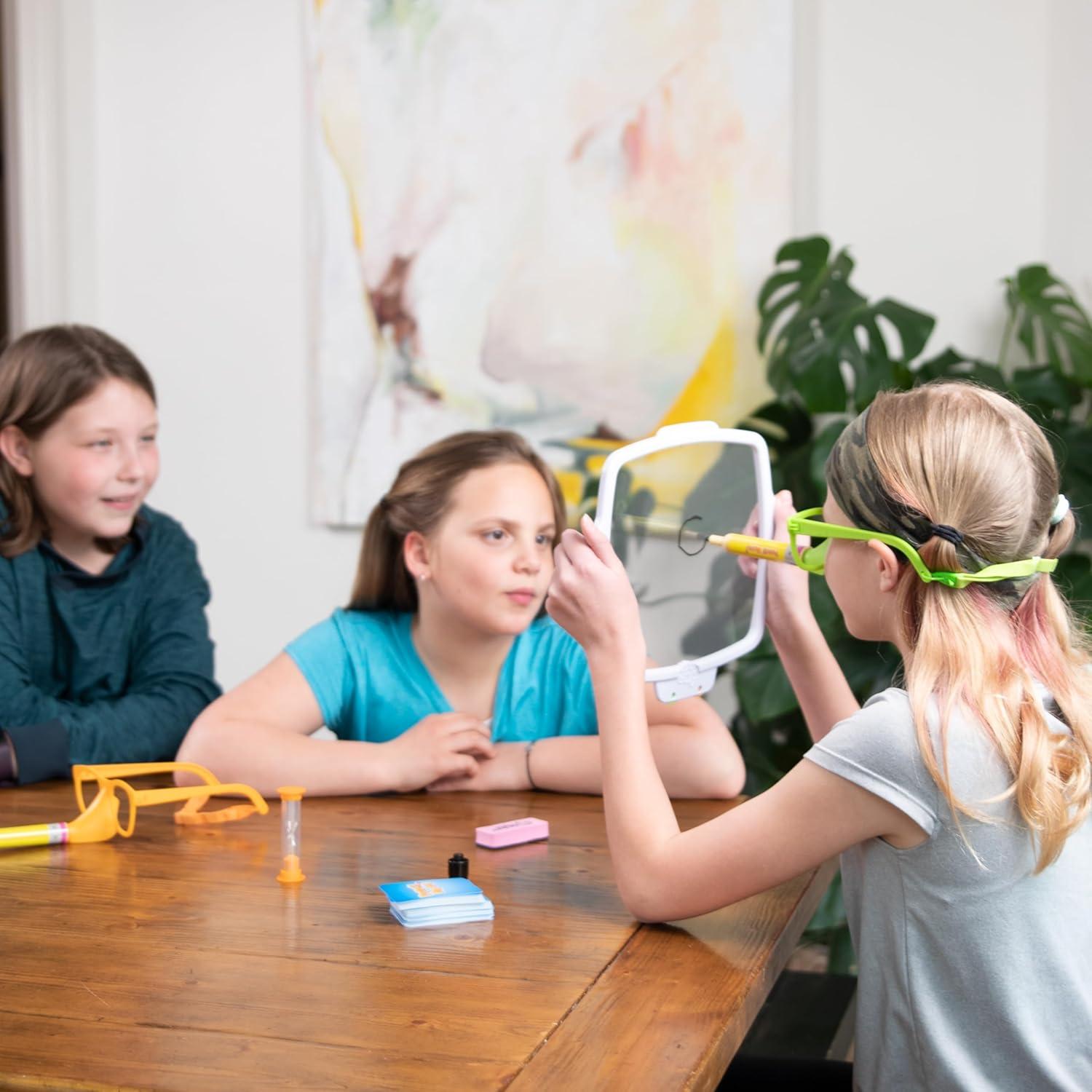 Juego de Mesa Fat Brain Toys Pencil Nose para Familias 8+