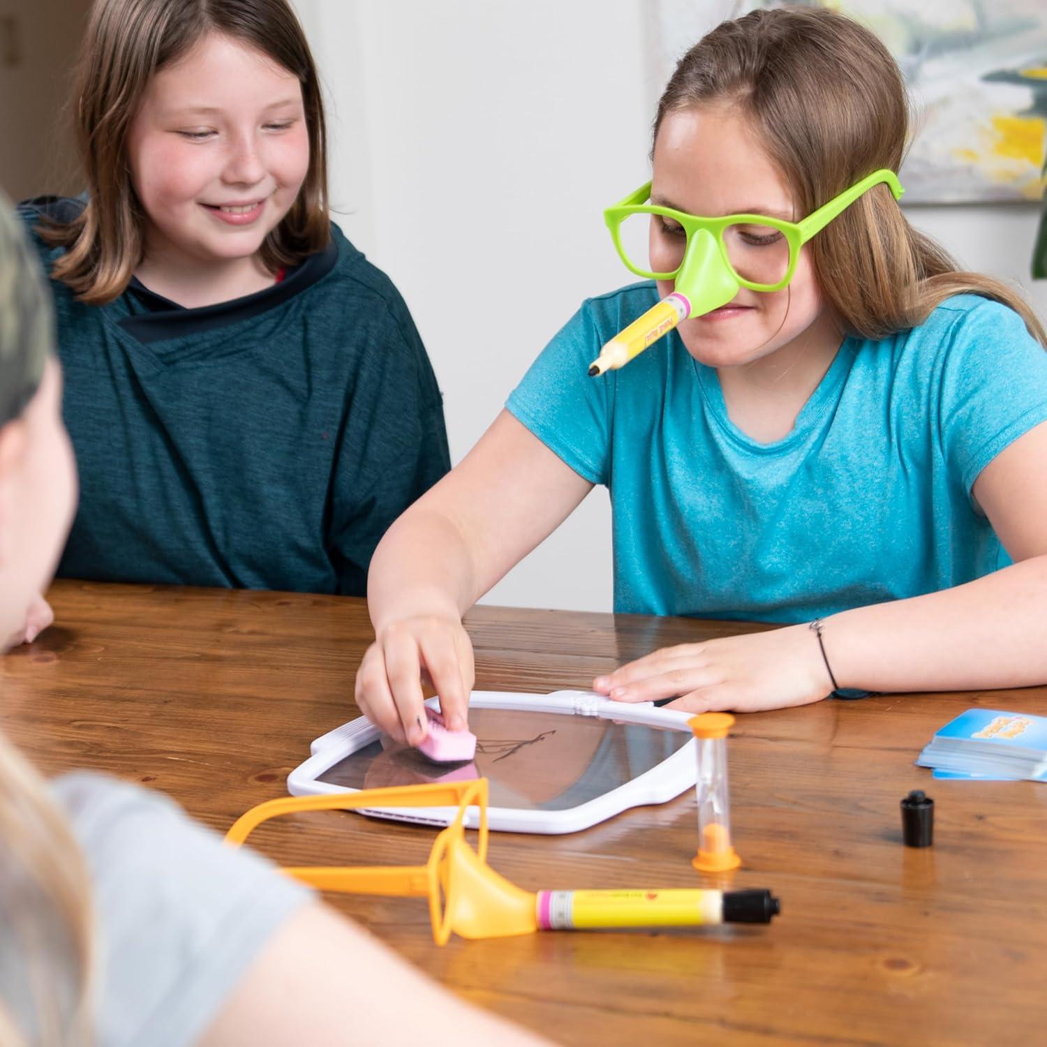 Juego de Mesa Fat Brain Toys Pencil Nose para Familias 8+