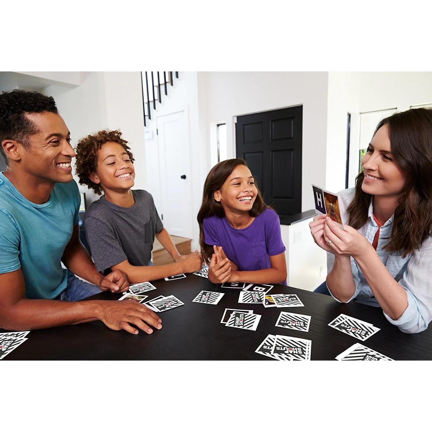 Juego de Cartas SnapShouts Mattel - Diversión Familiar Multijugador