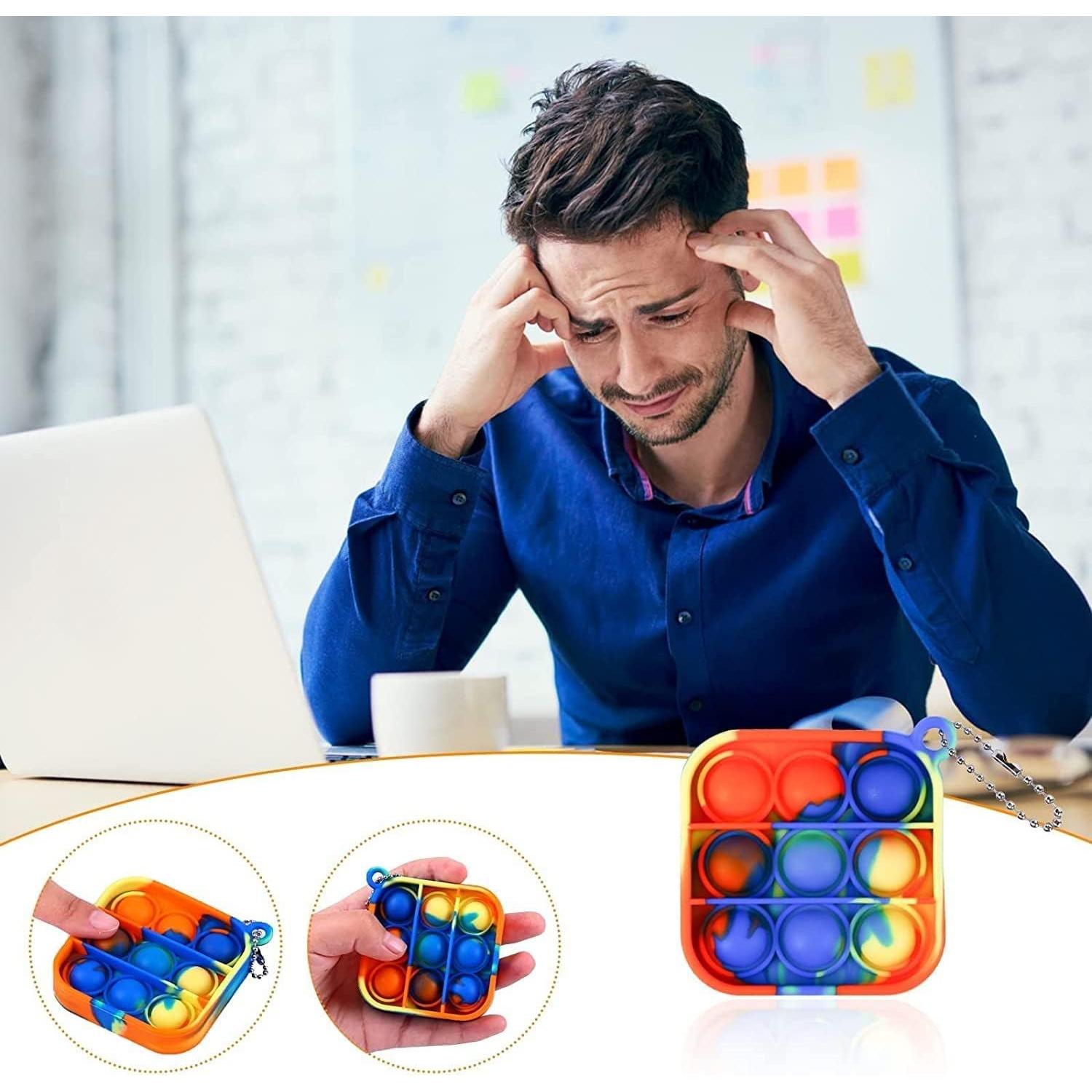 Paquete de 36 Llaveros Antiestrés Pop BicMan - Juguetes Infantiles