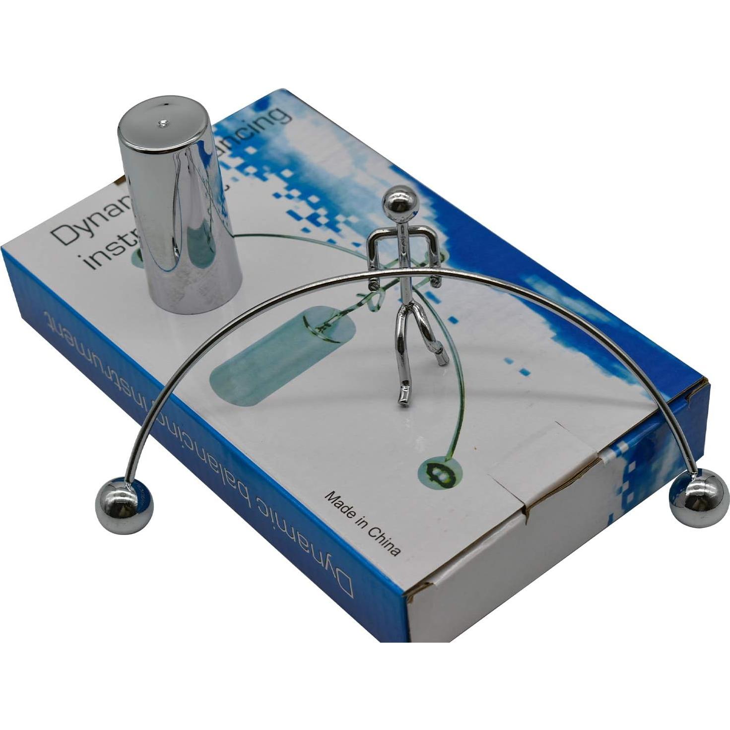 Juguete de Física de Equilibrio Maydahui Hombre de Acero 11.9x18cm