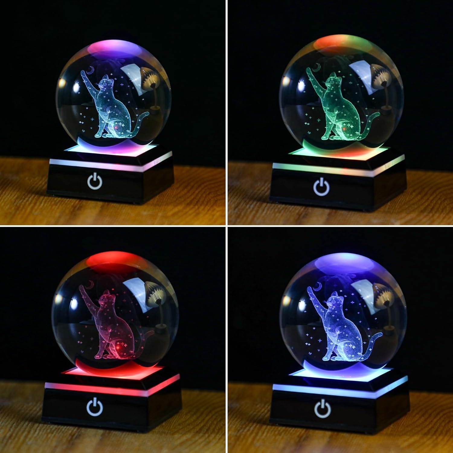 Bola de Cristal 3D Gato YU FENG 8 cm con Luz Colorida