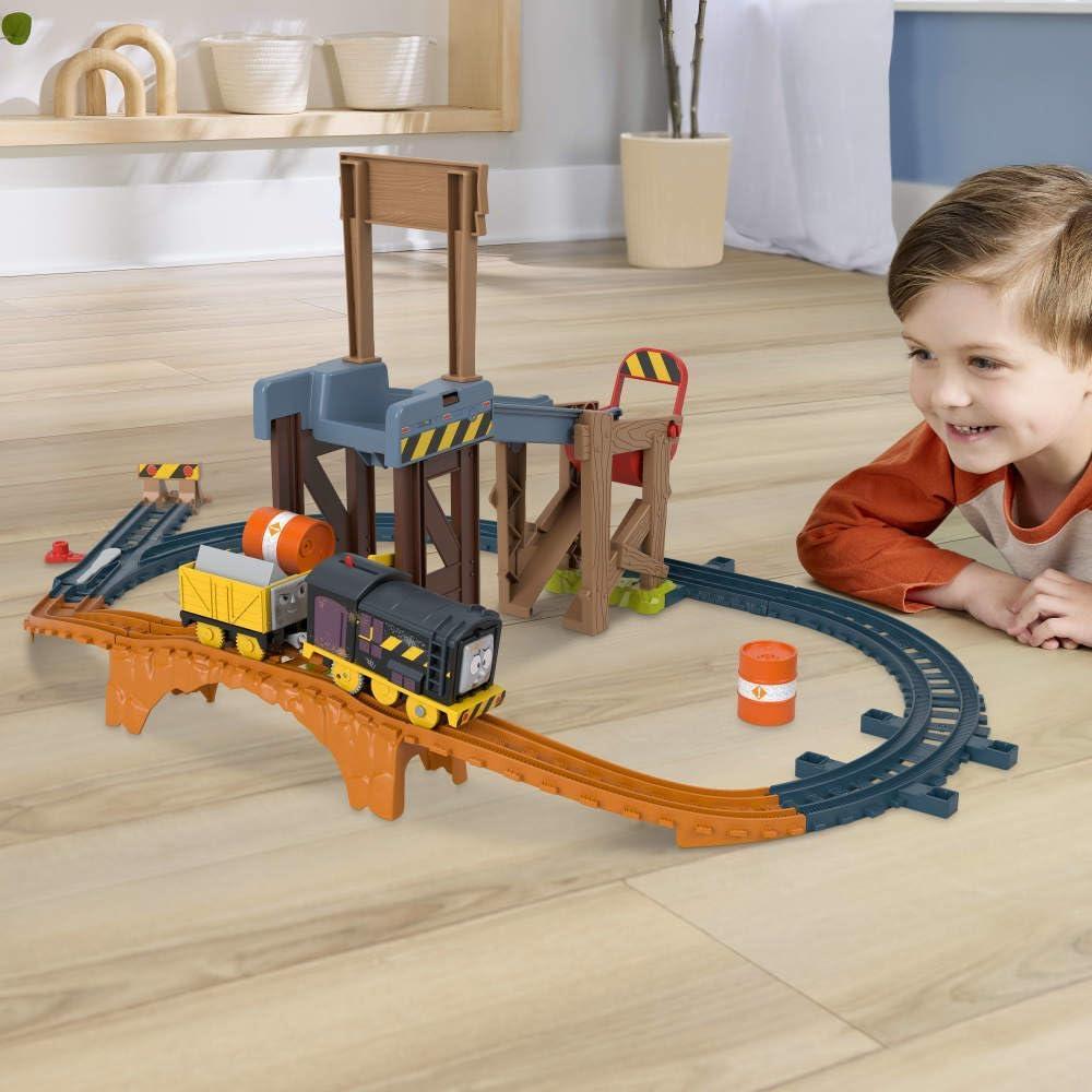 Tren de Juguete Motorizado Fisher-Price Thomas Diesel 1.52m