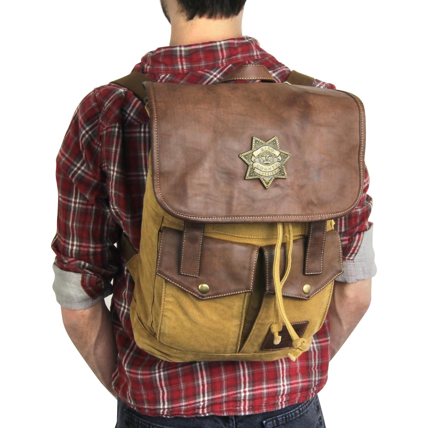 Mochila The Walking Dead Sheriff Rick Marrón 45.72x30.48cm