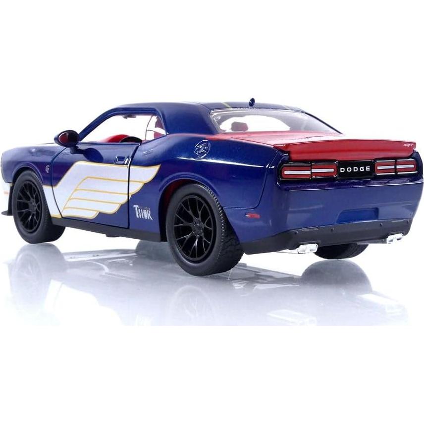 Coche de metal fundido Jada Toys Dodge Challenger SRT Hellcat 2015 con figura de Thor
