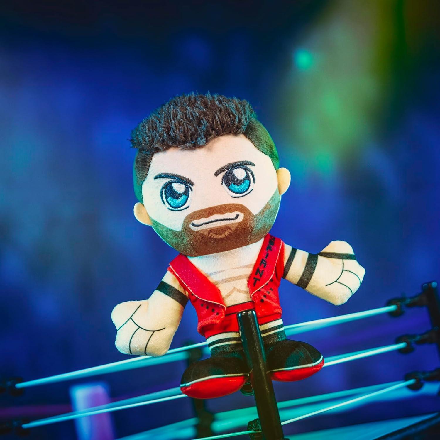 Peluche Kuricha L.A. Knight 20 cm WWE - Juguete Suave Chibi