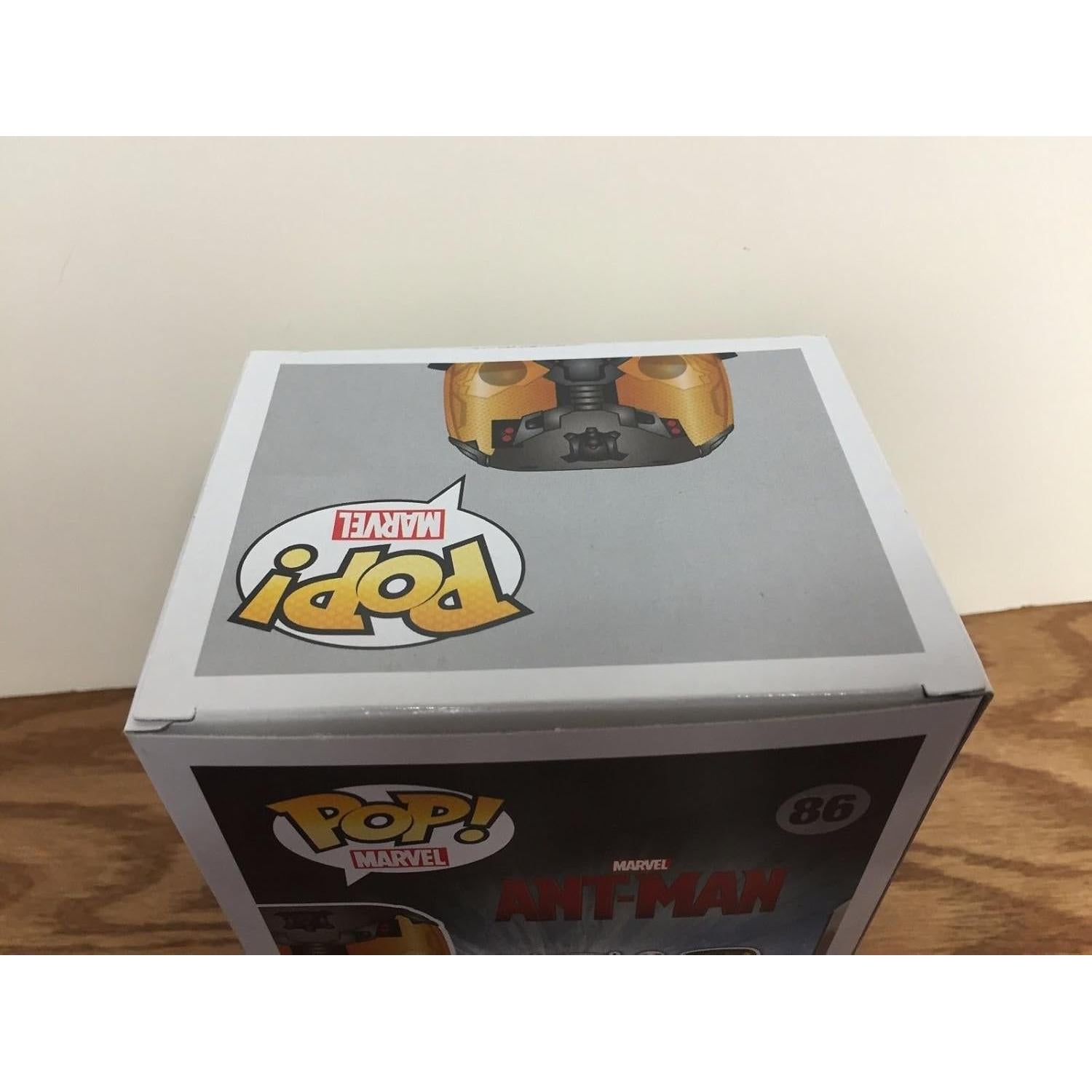 Funko POP Ant-Man Brilla en la Oscuridad Traje Amarillo 9.5cm